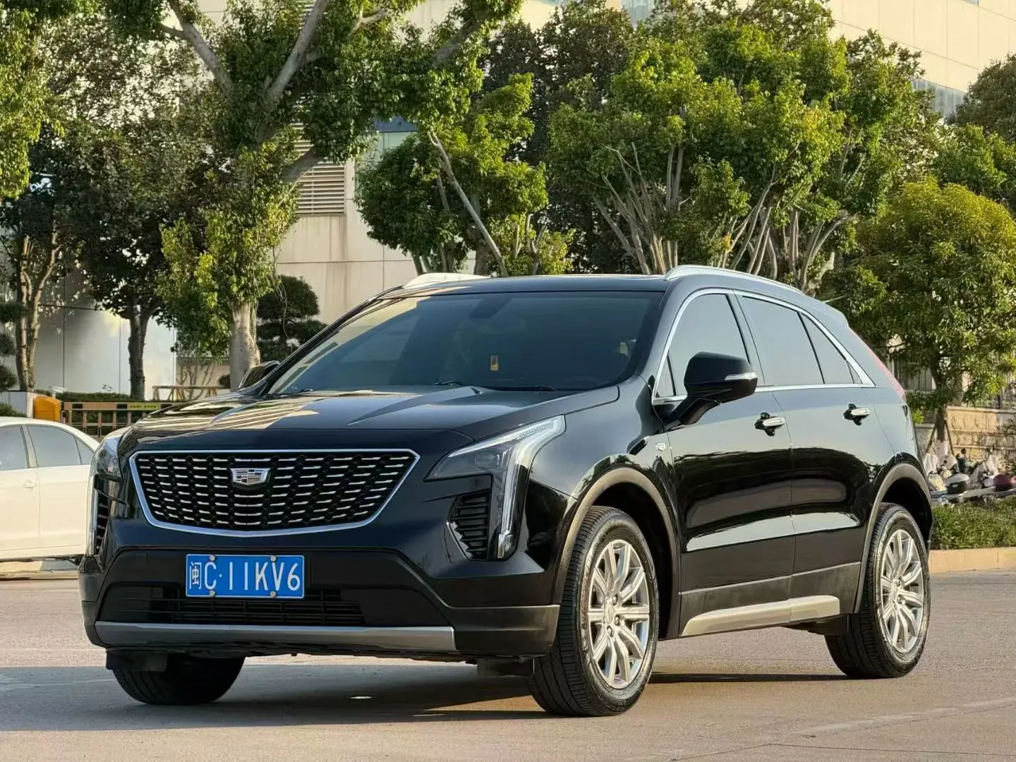 Cadillac XT4  из Китая