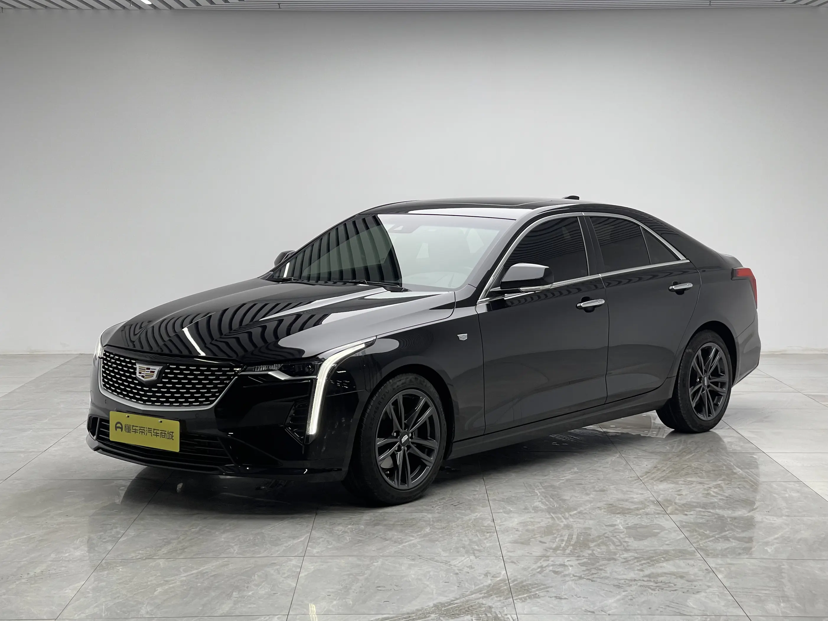 Cadillac CT4