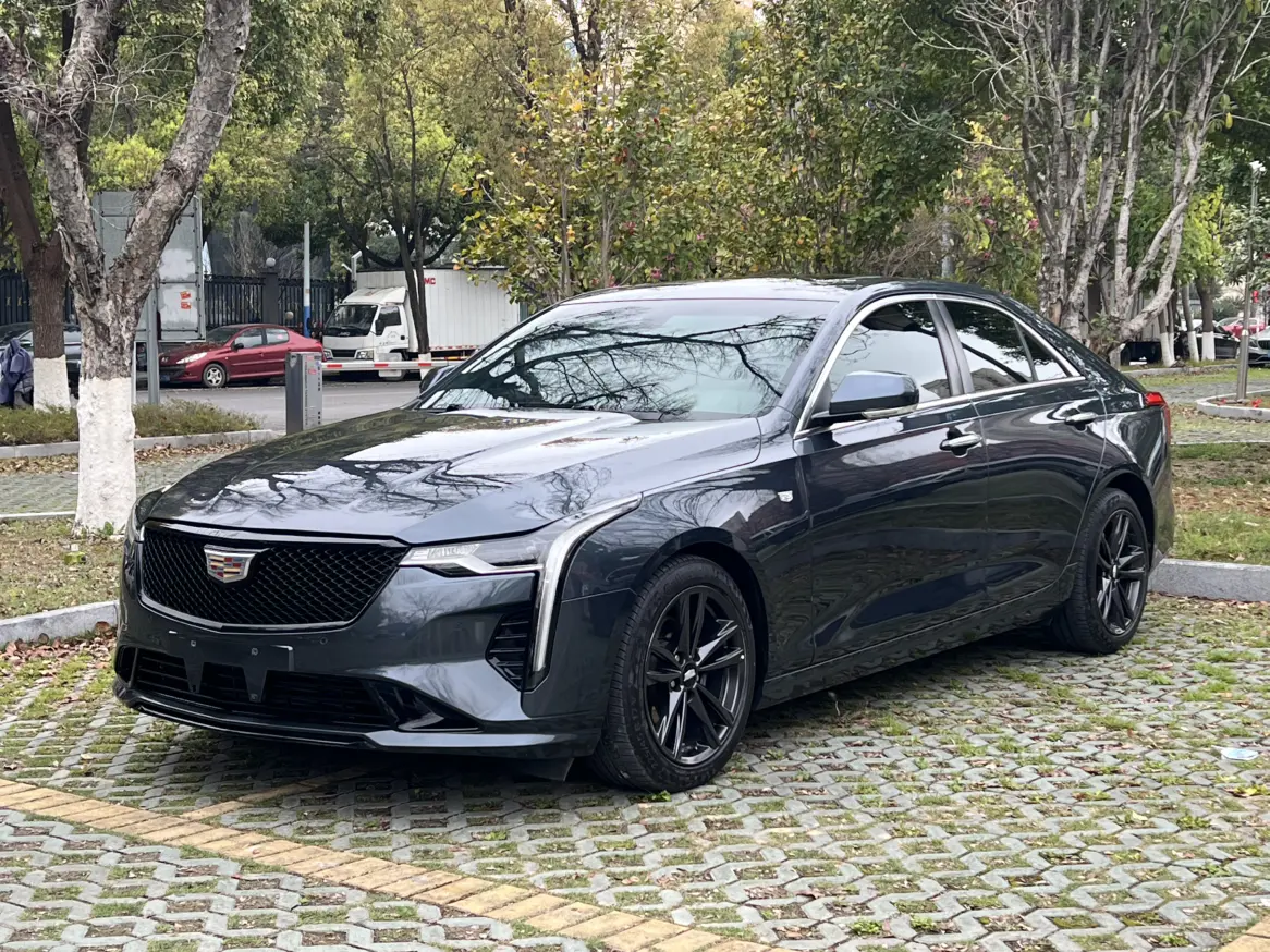 CADILLAC CT4