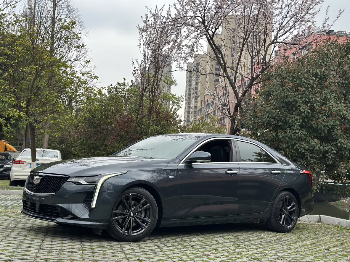 Cadillac CT4
