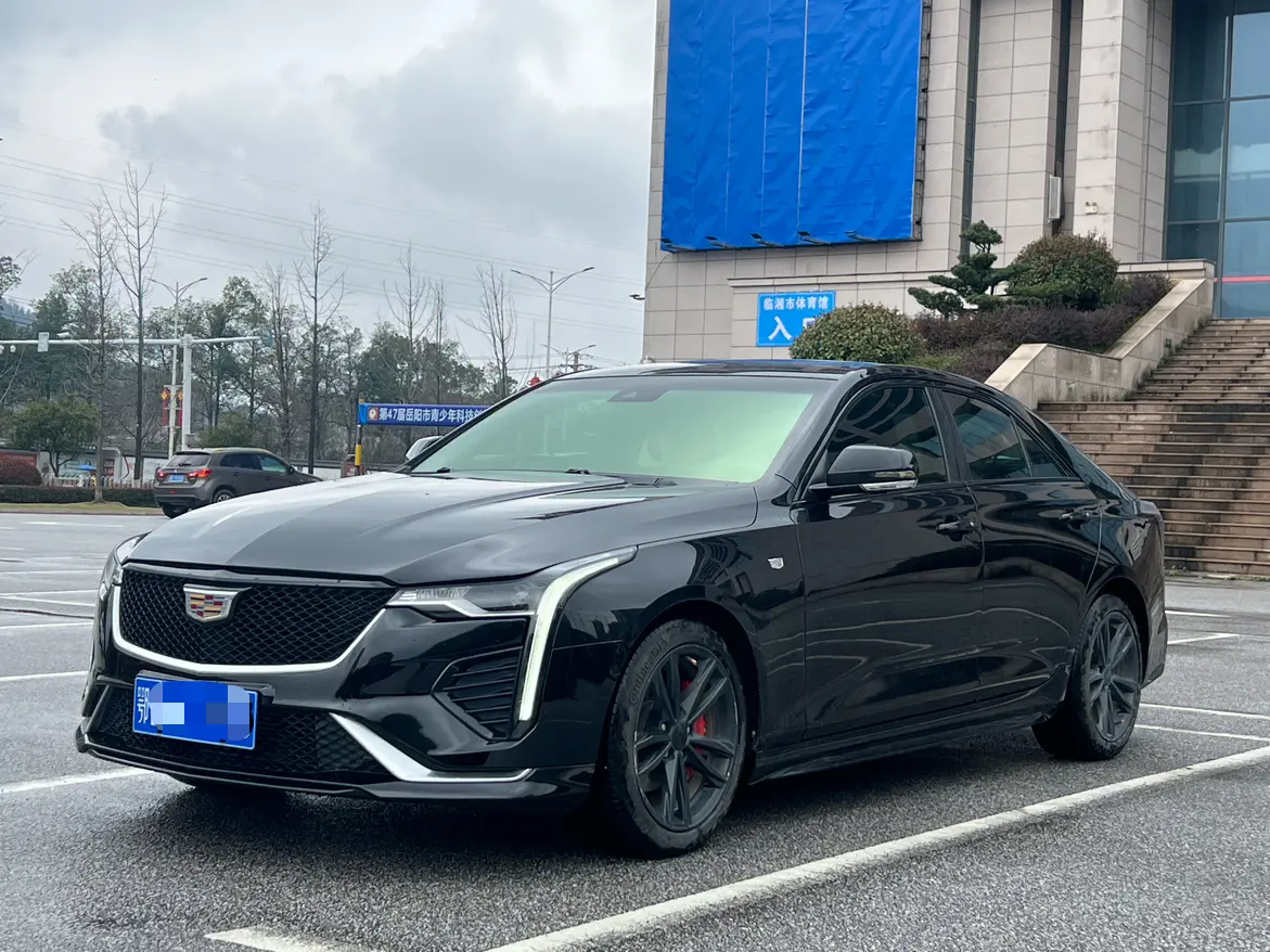 Cadillac CT4