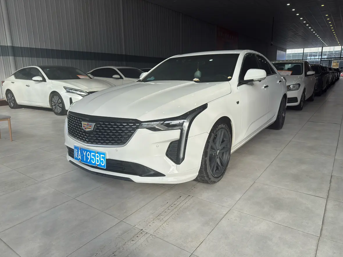 Cadillac CT4