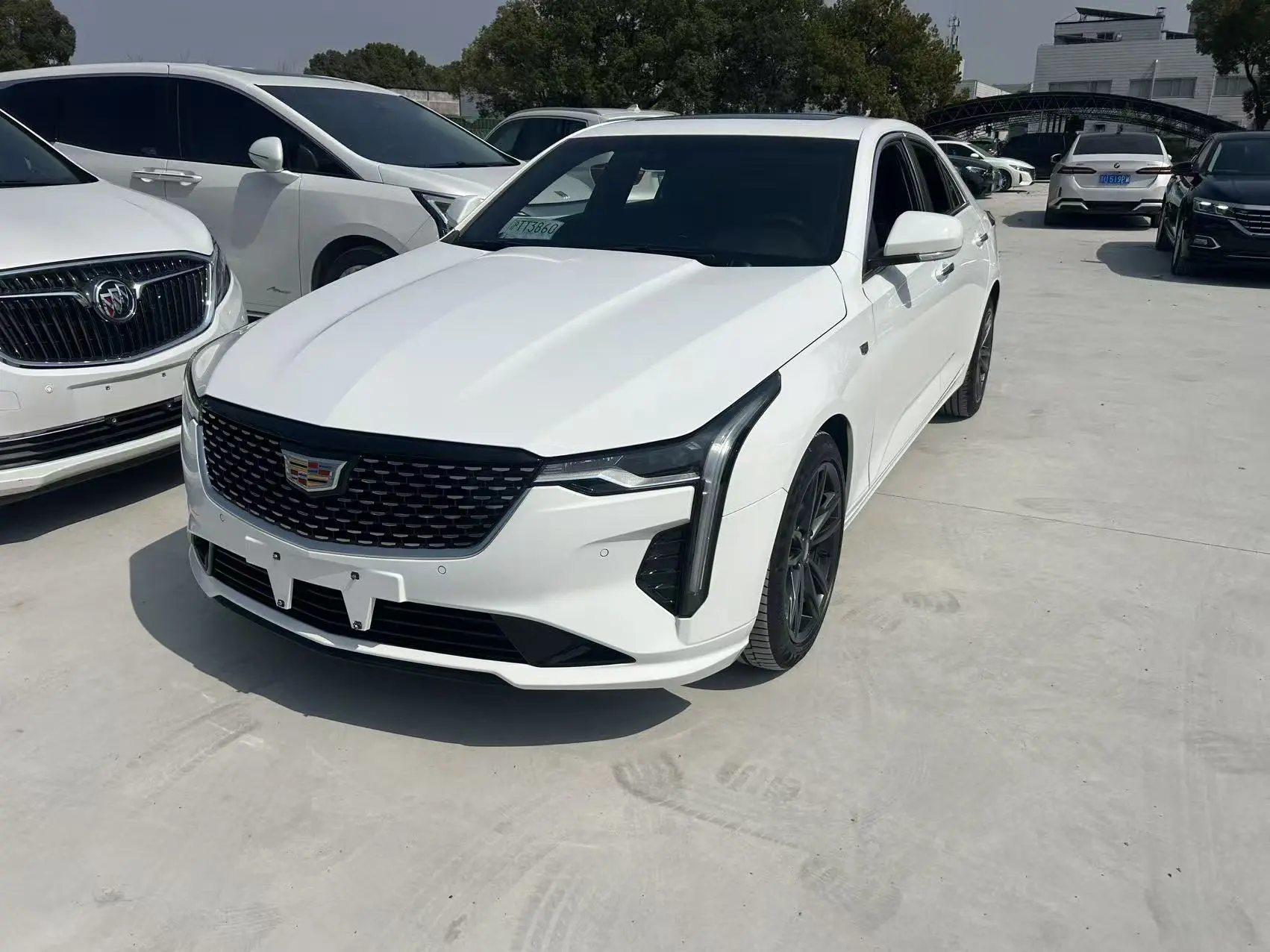 Cadillac CT4