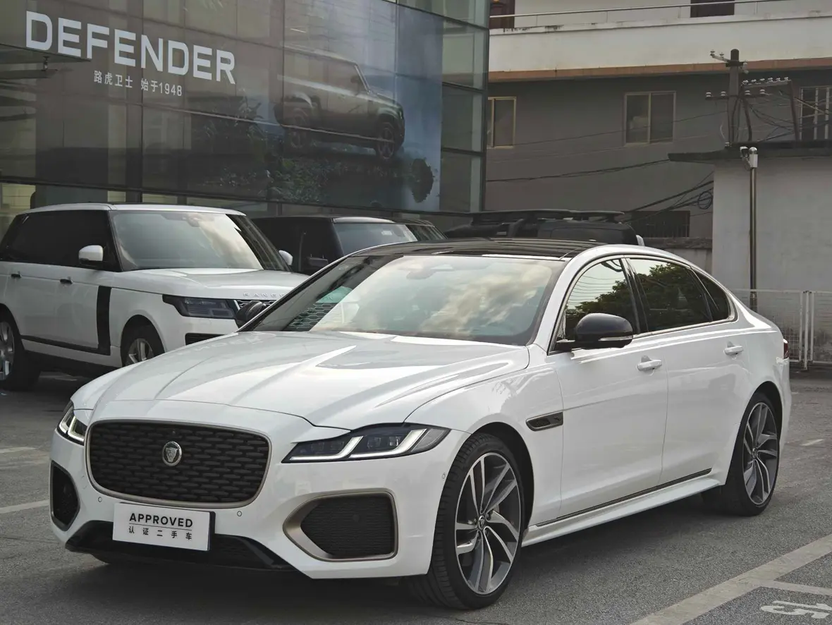 Jaguar XFL