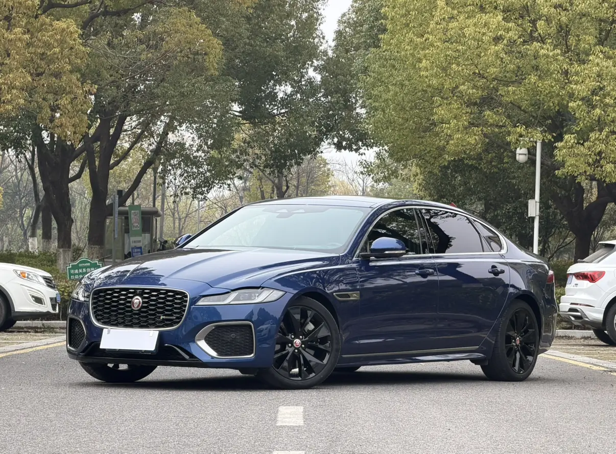Jaguar XFL