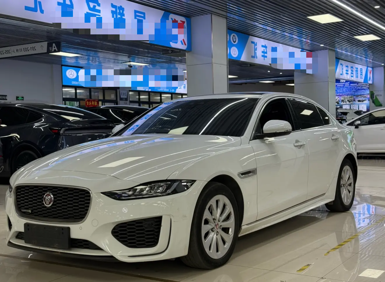 Jaguar XEL
