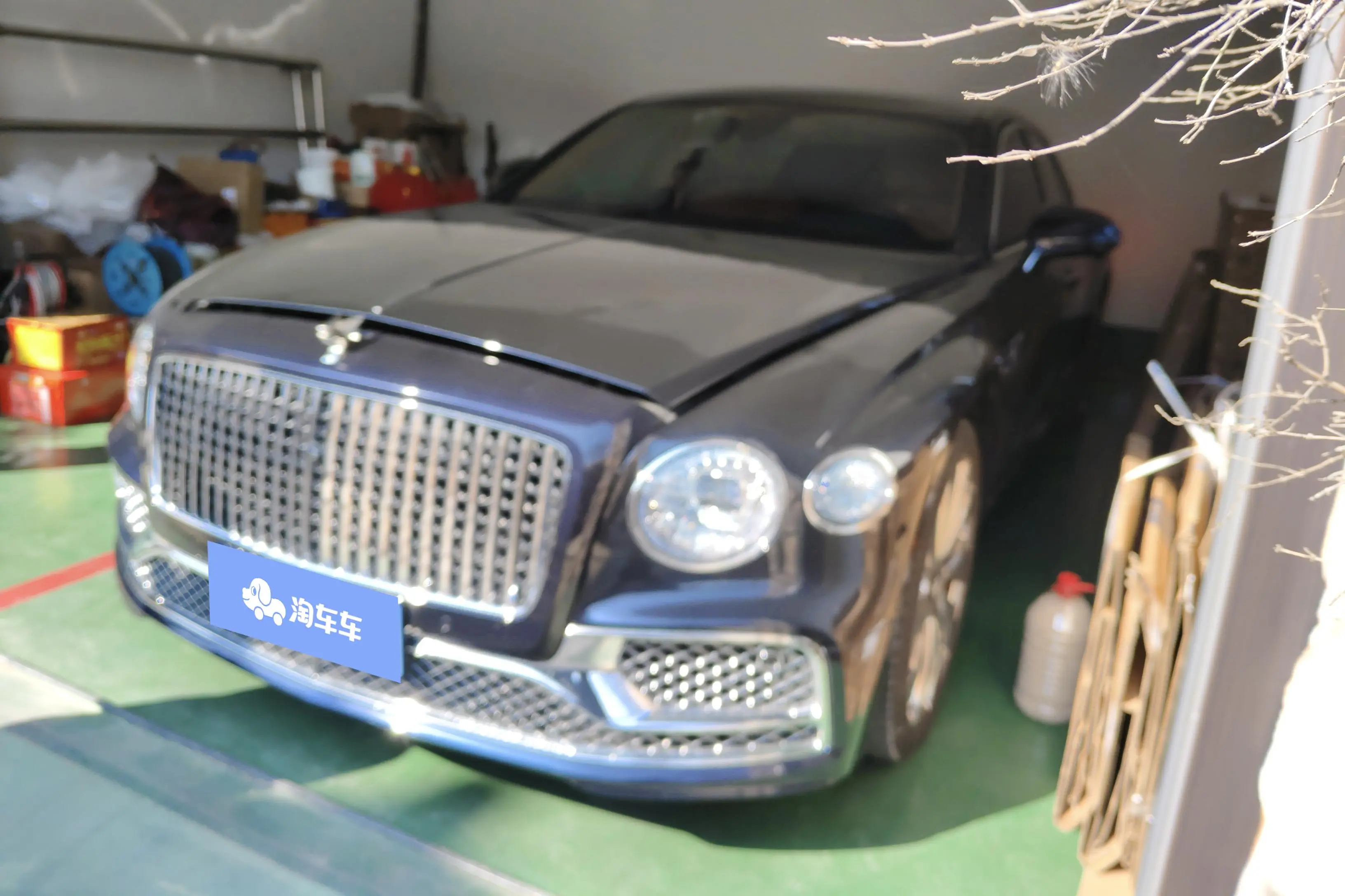 Bentley Galloping  из Китая