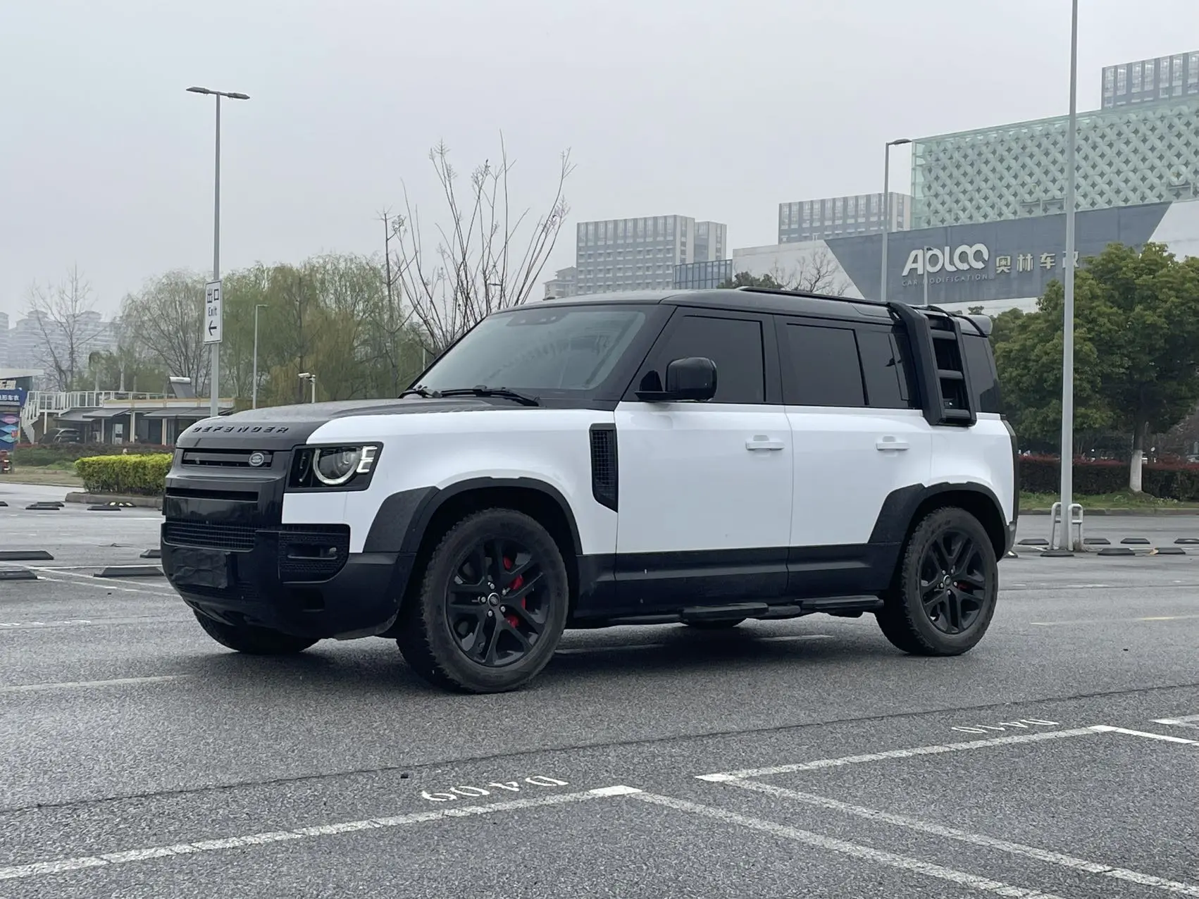 Land Rover Guard