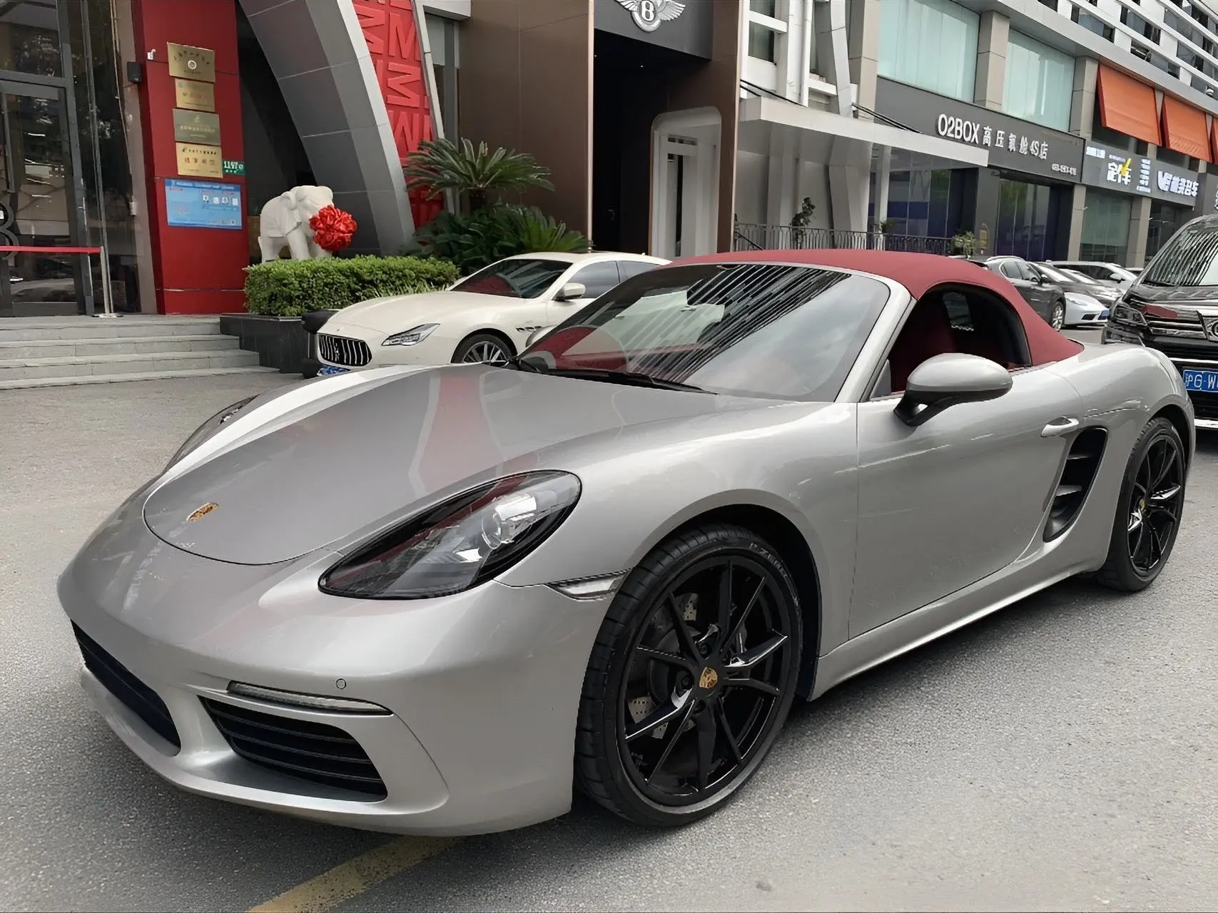 Porsche 718