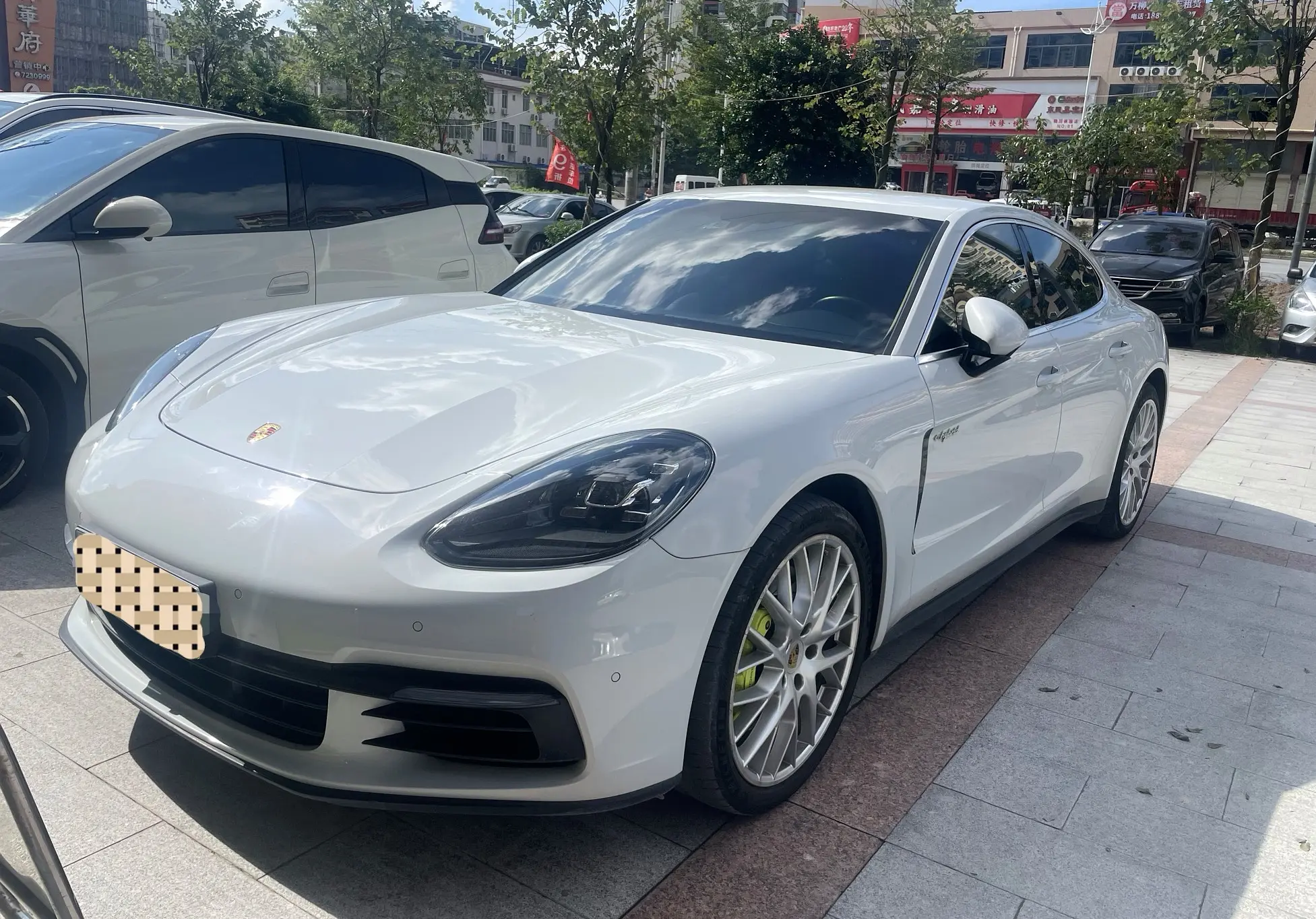 Porsche Panamera E-Hybrid