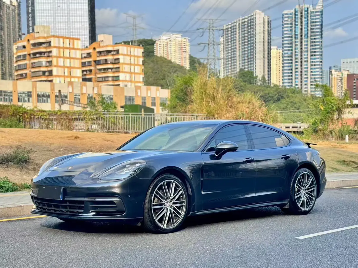 Porsche Panamera  из Китая