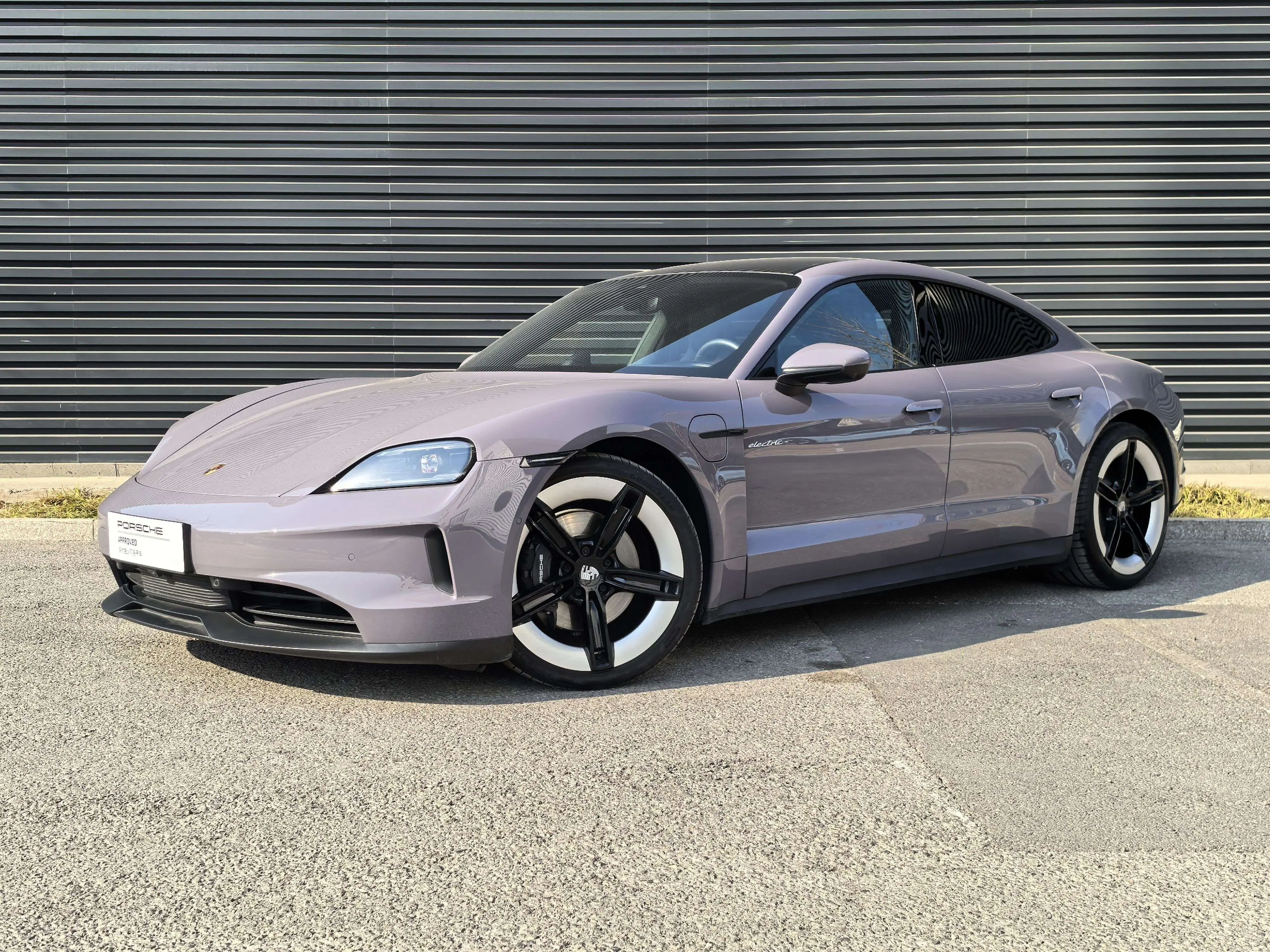 Porsche Taycan