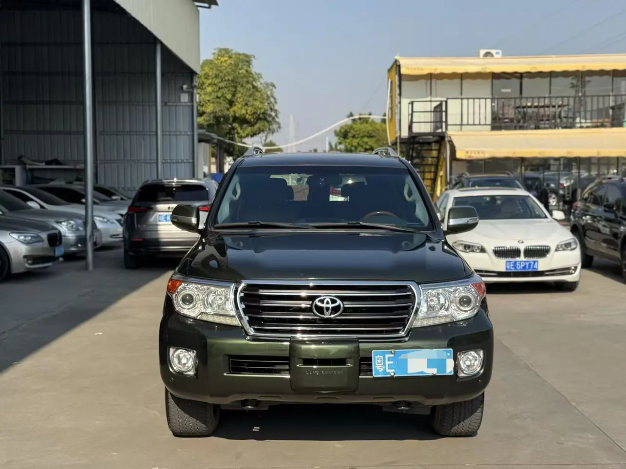 Toyota Land Cruiser