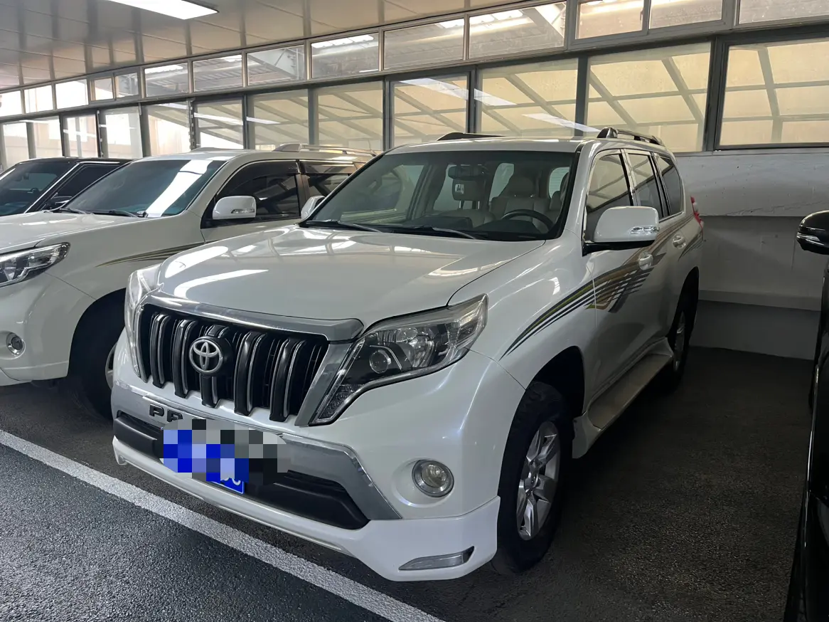 Toyota Prado