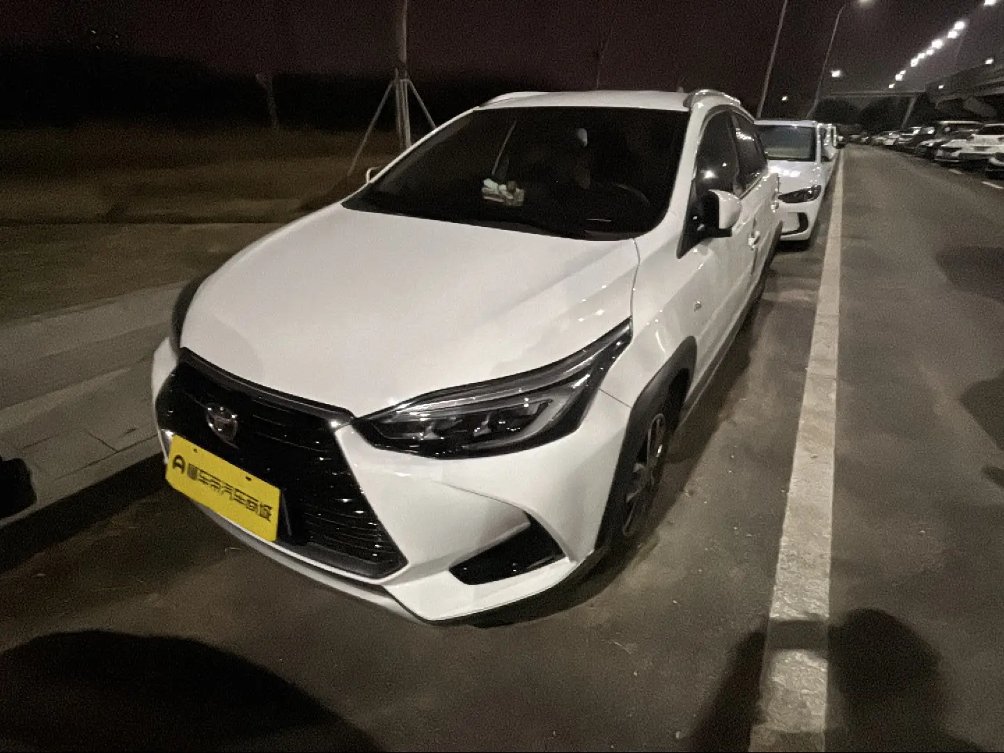 Toyota Yaris L  из Китая