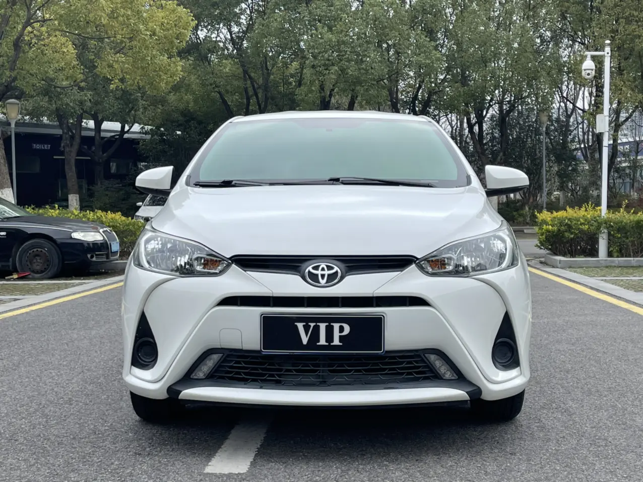 Toyota Yaris L  из Китая
