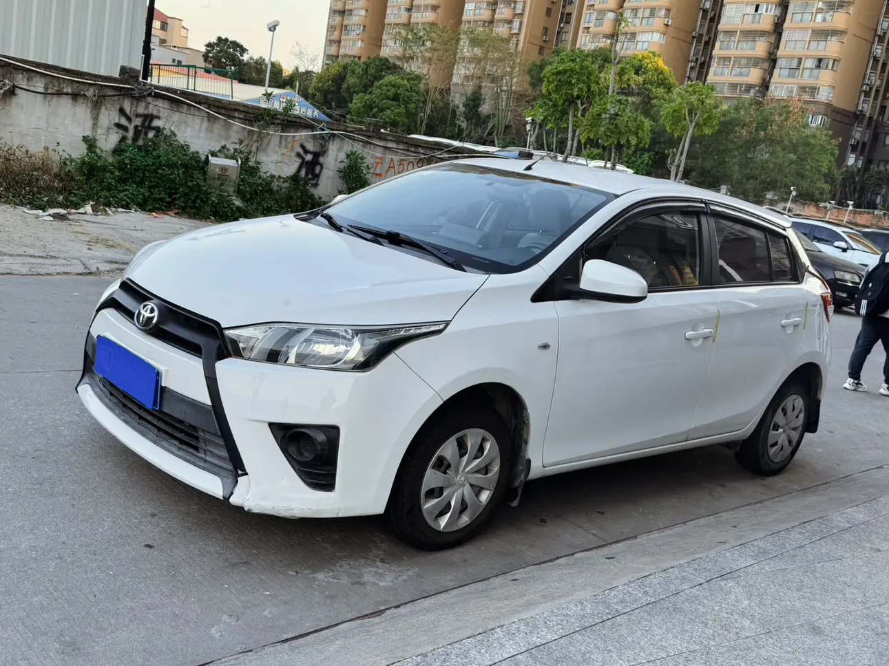 Toyota Yaris L