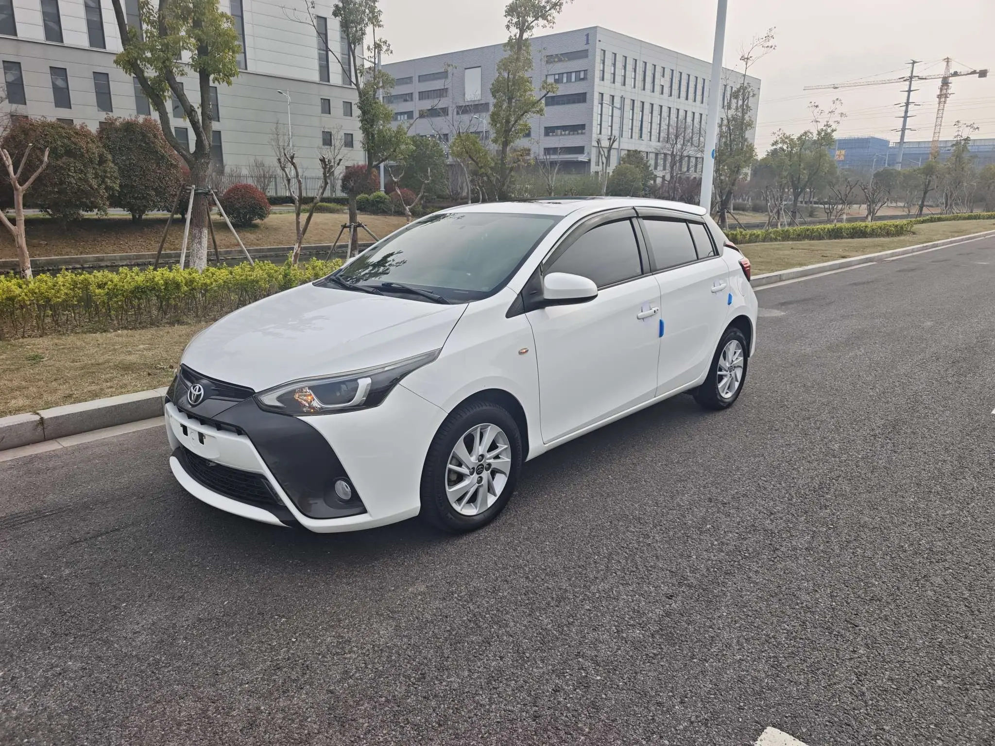 Toyota Yaris L  из Китая
