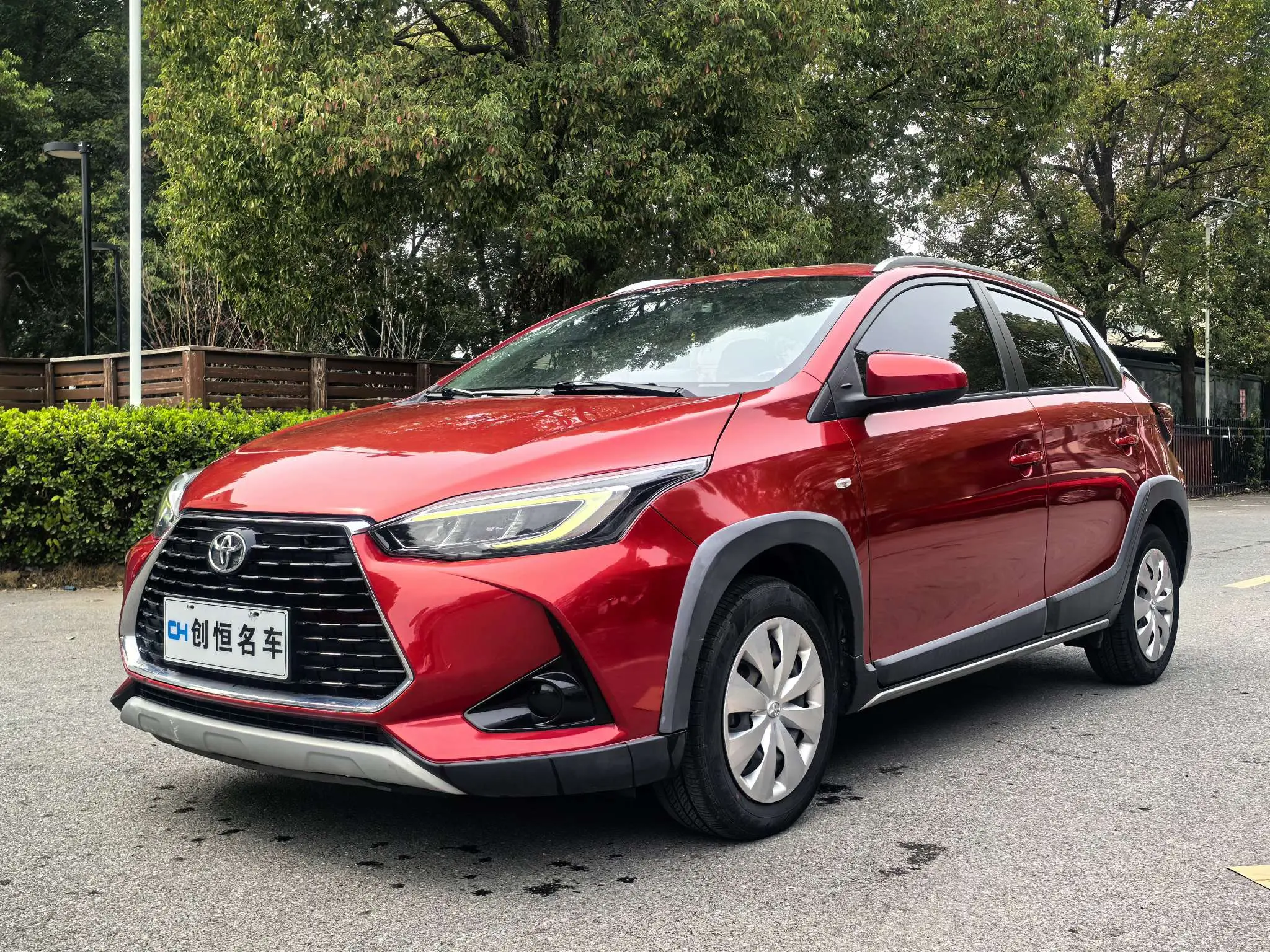 Toyota Yaris L  из Китая