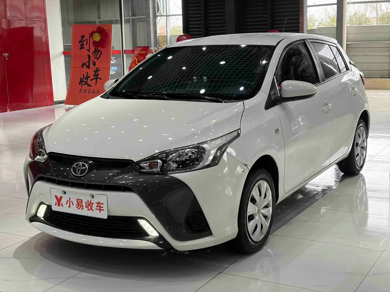 Toyota Yaris L  из Китая