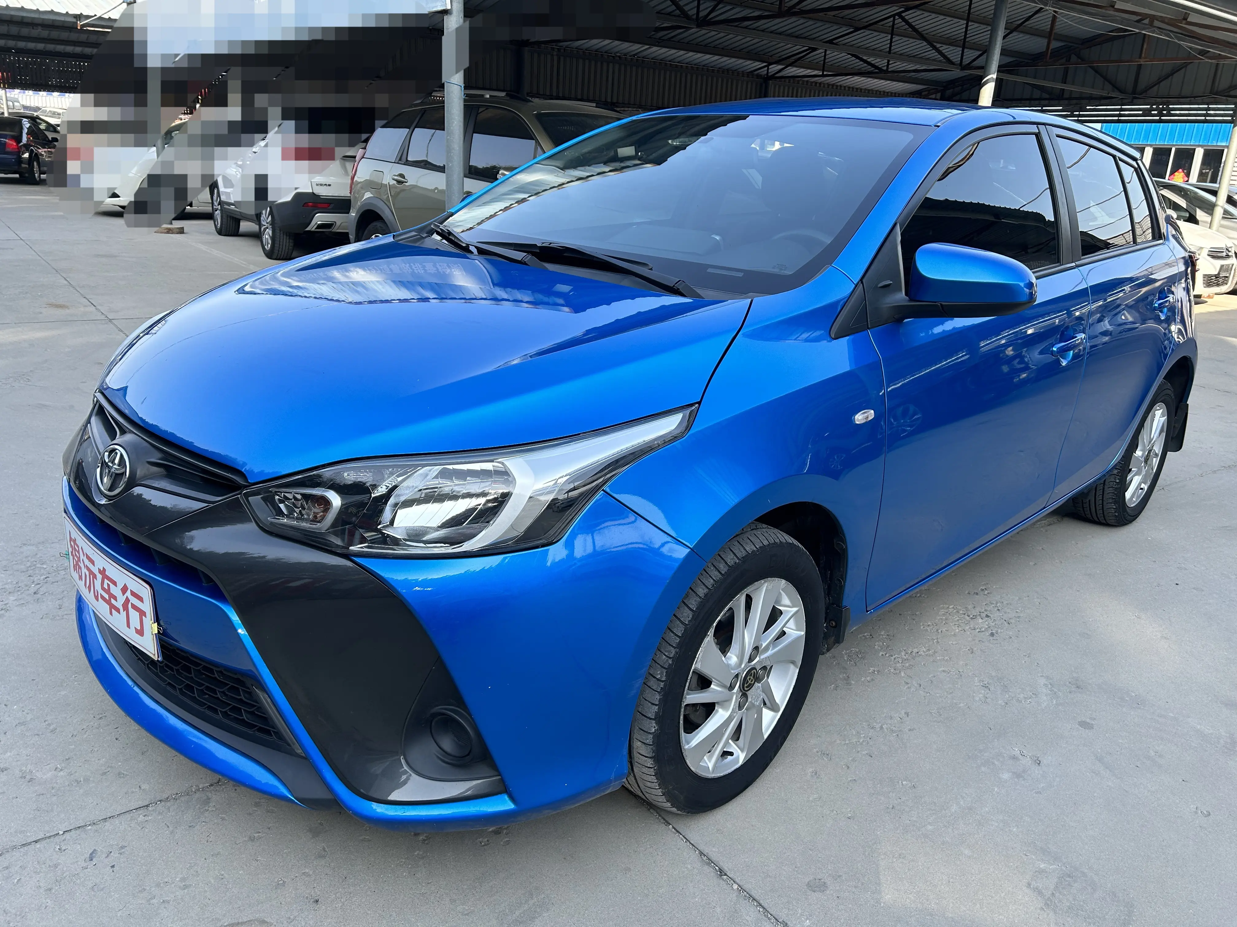 Toyota Yaris L  из Китая
