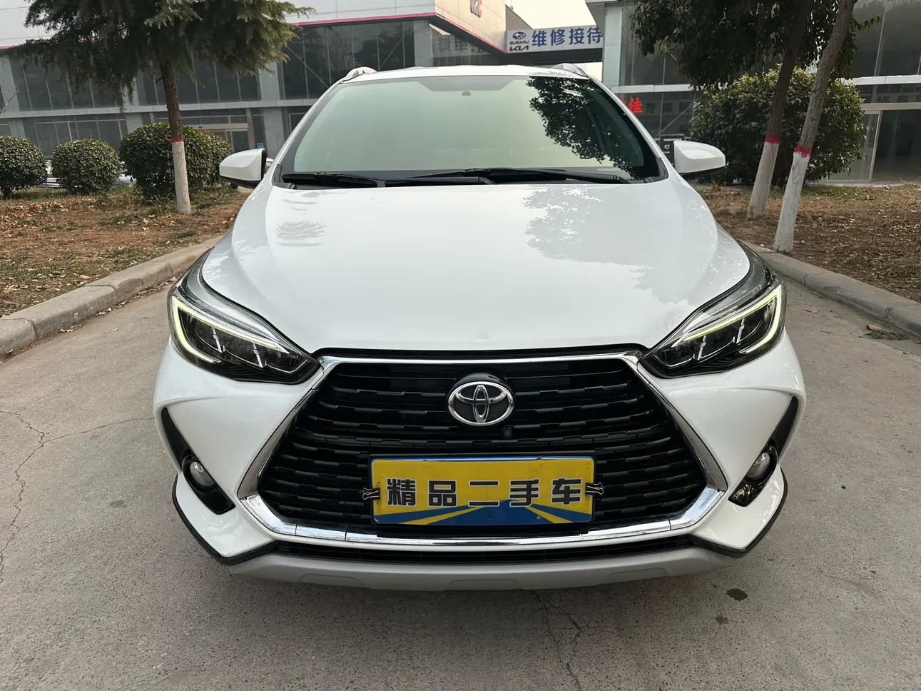 Toyota Yaris L  из Китая