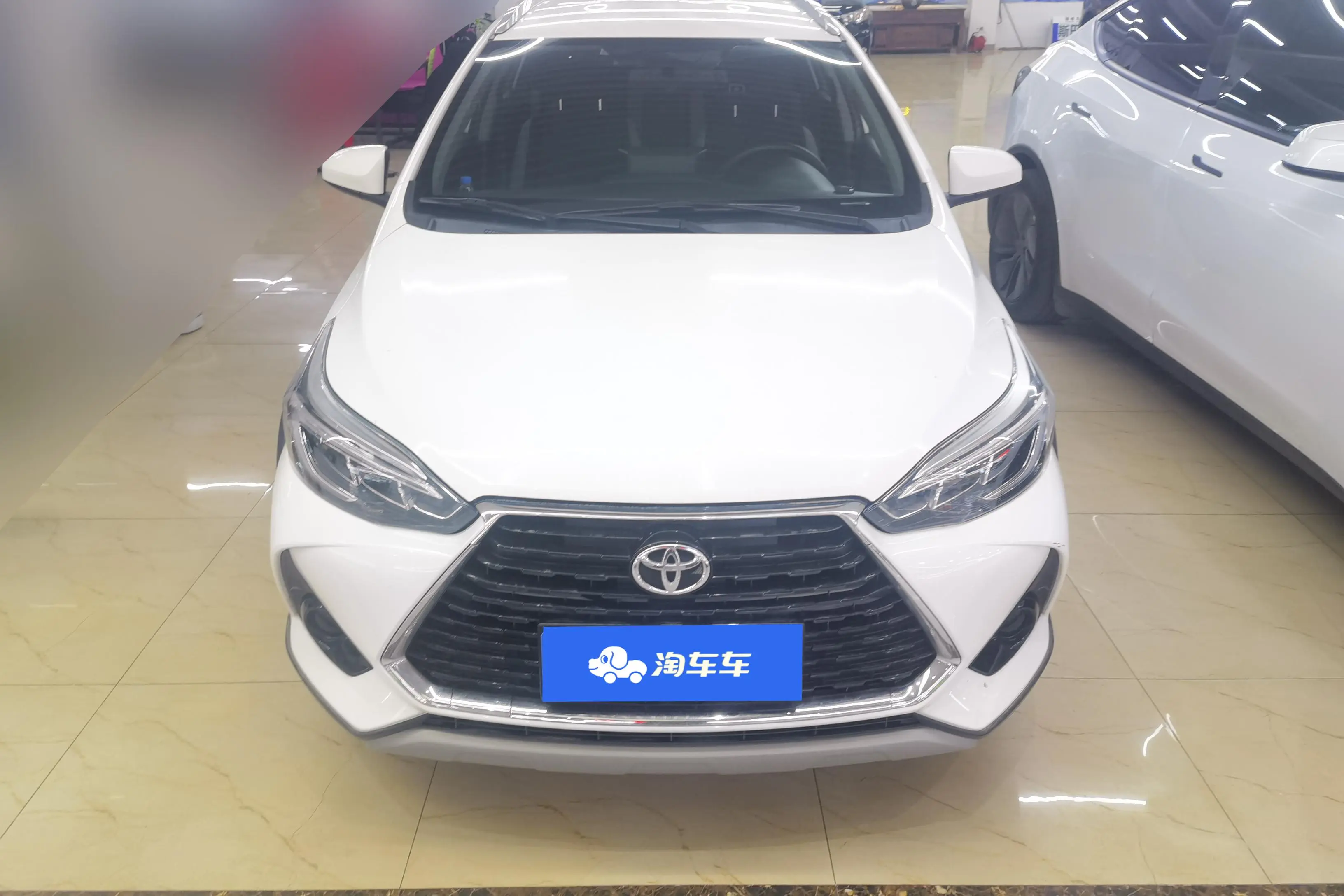 Toyota Yaris L  из Китая