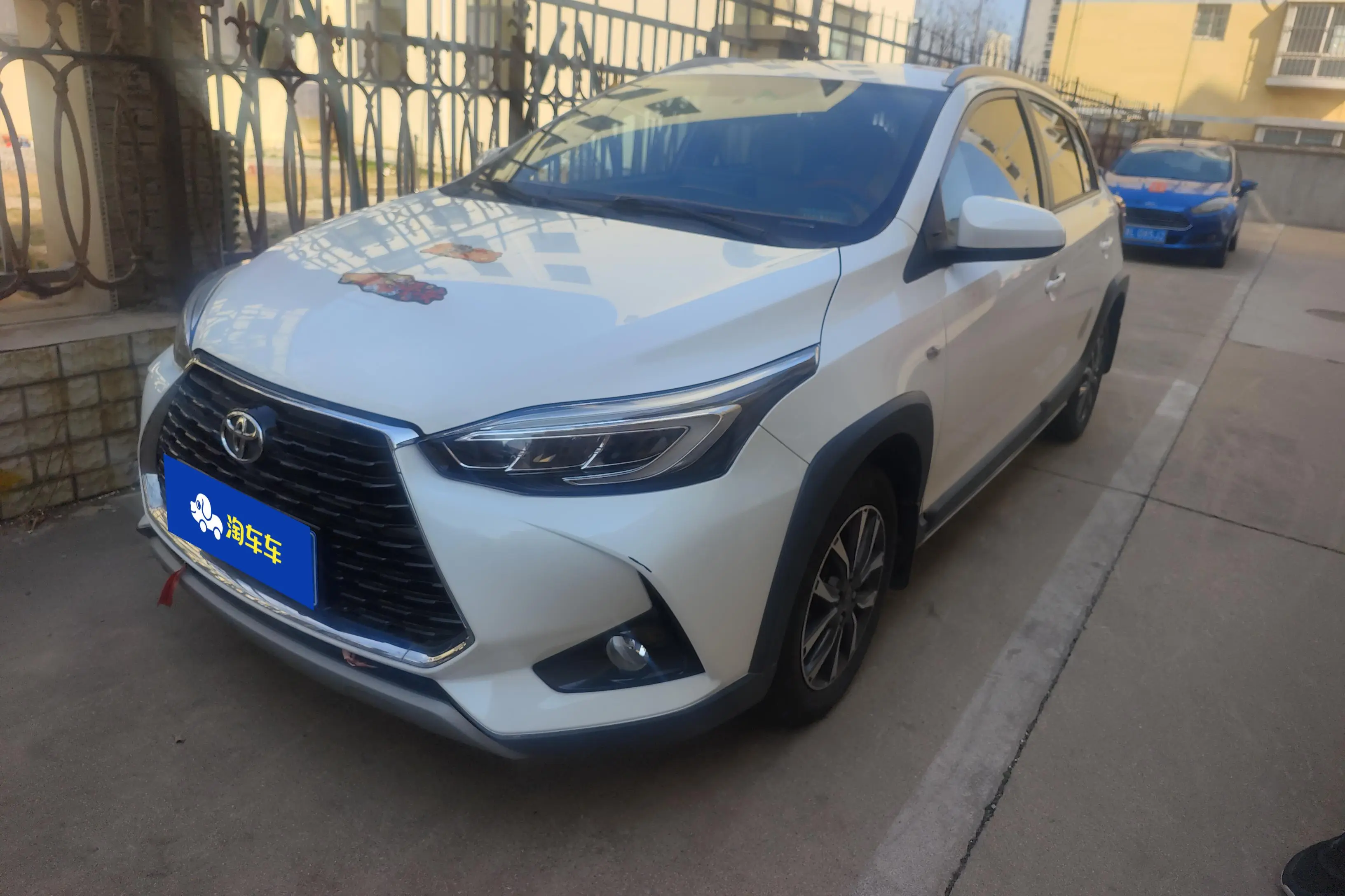 Toyota Yaris L
