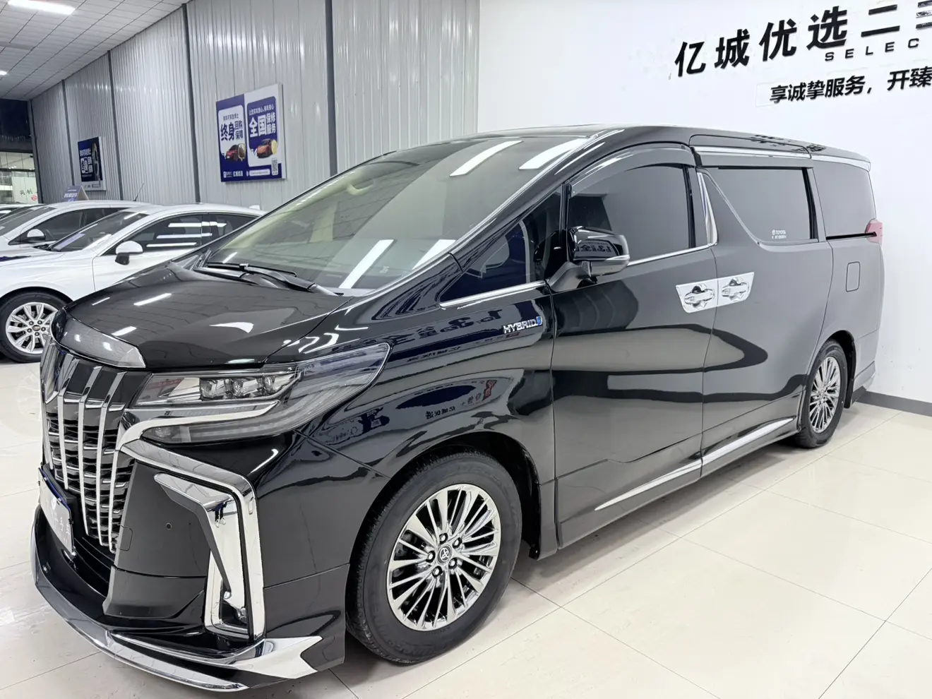 Toyota Crown Wellfire