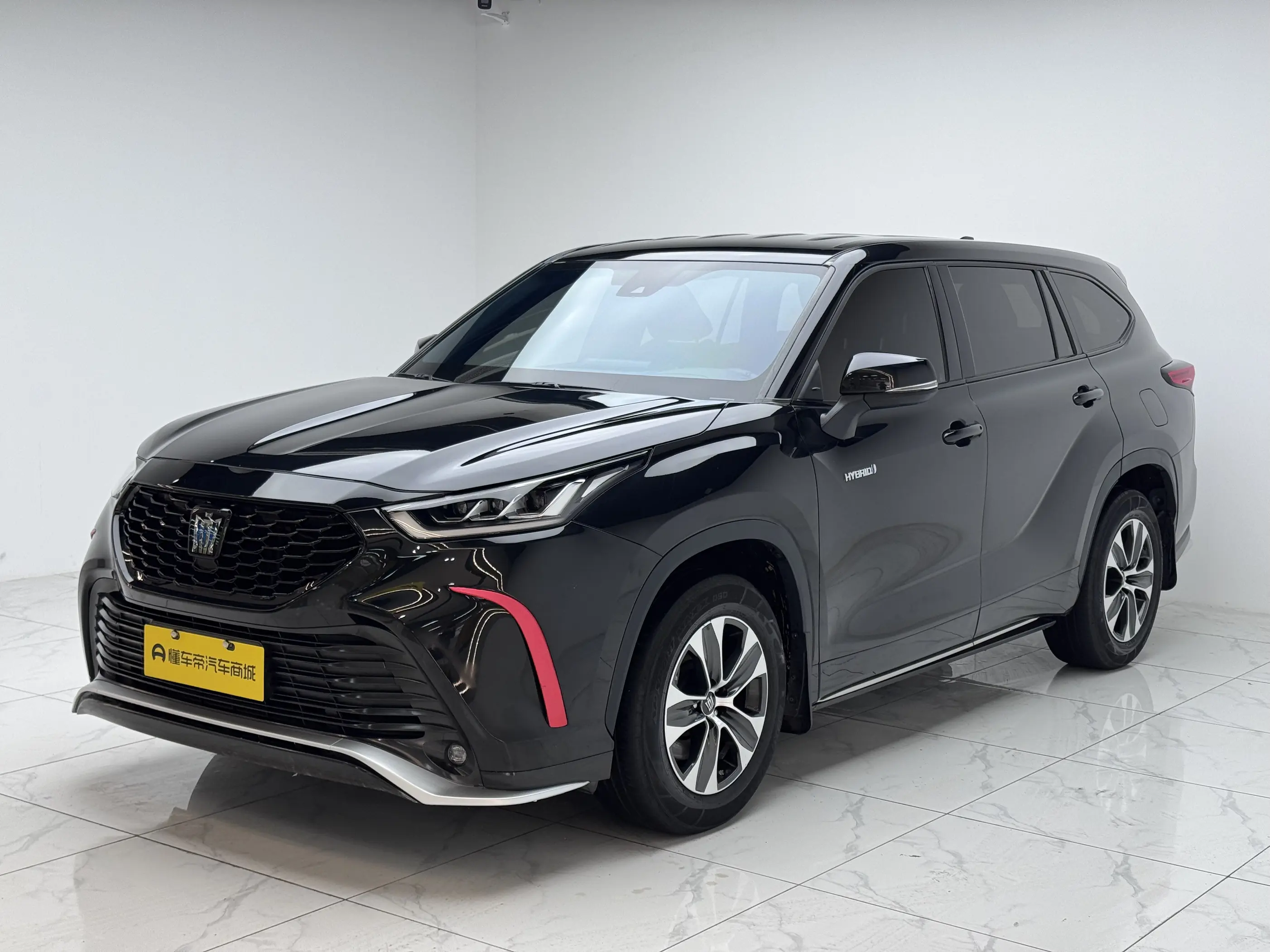 Toyota Crown Kluger