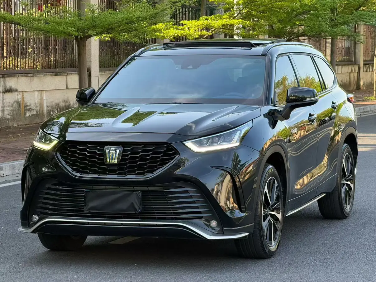 Toyota Crown Kluger