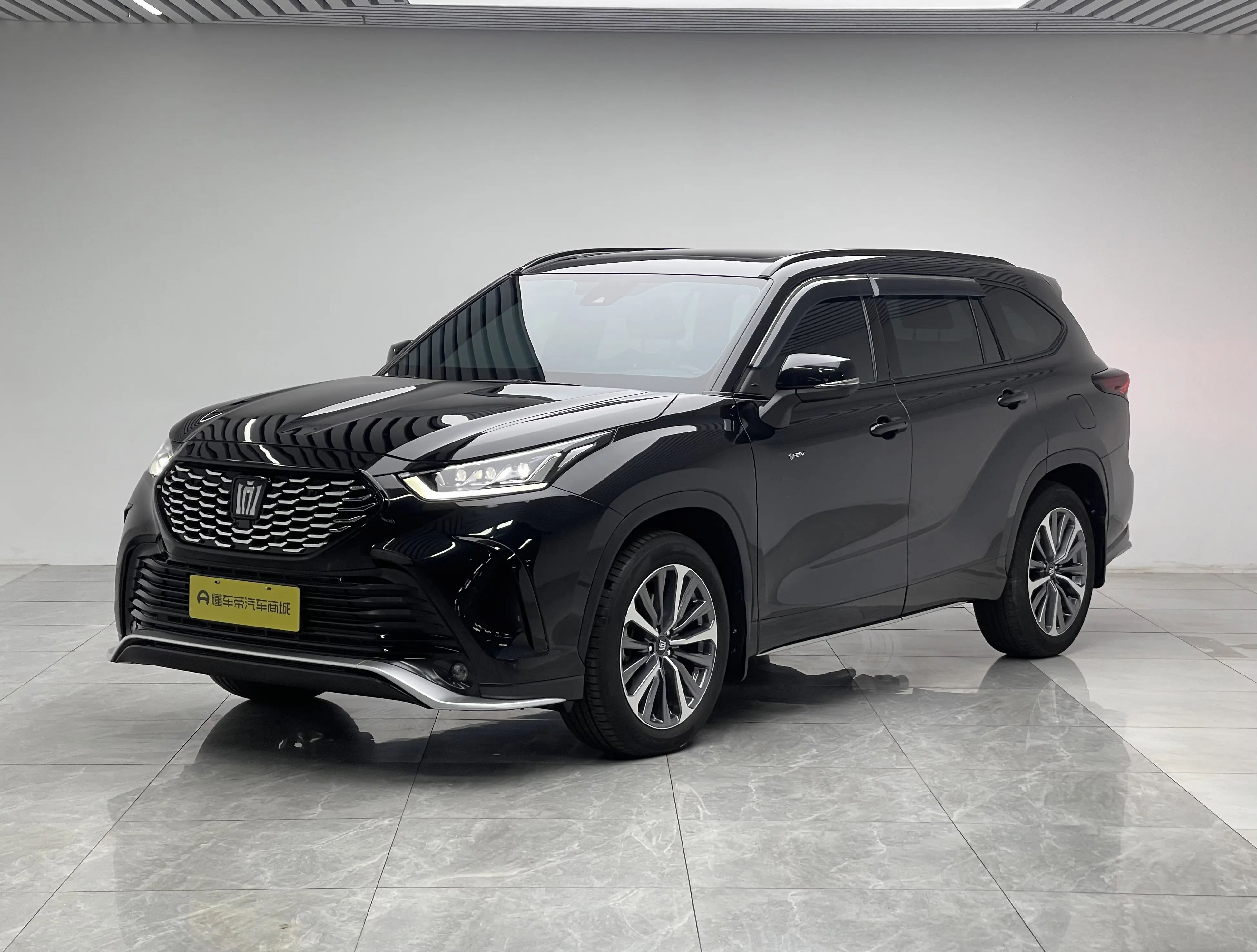 Toyota Crown Kluger