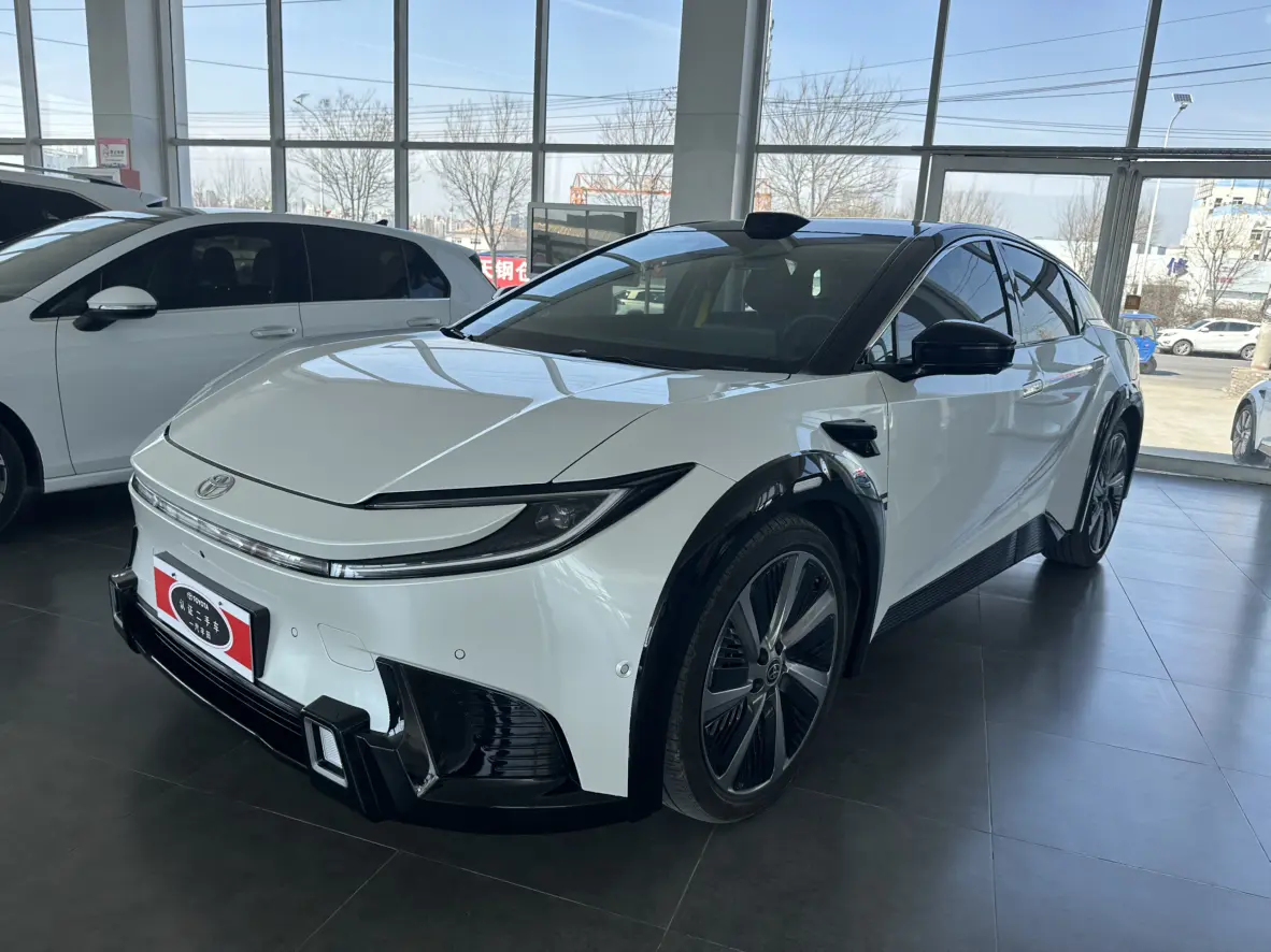 Toyota bZ5