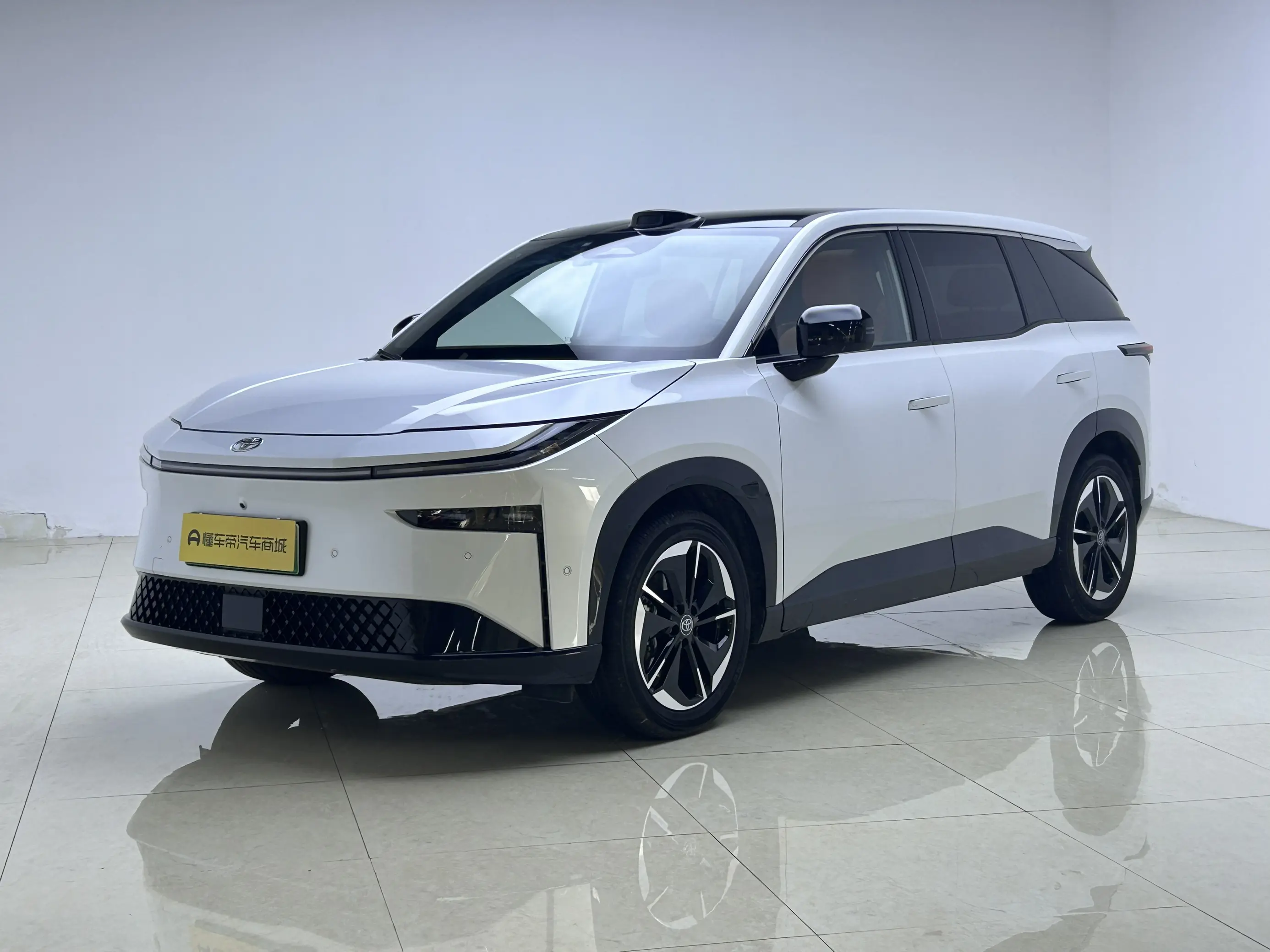Toyota Bozhi 3X