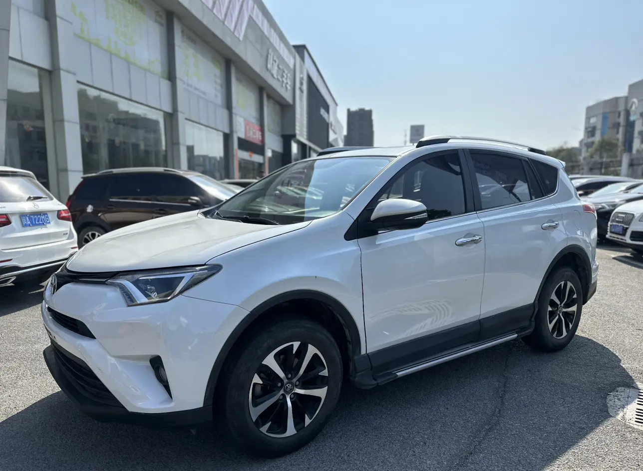 Toyota RAV4  из Китая
