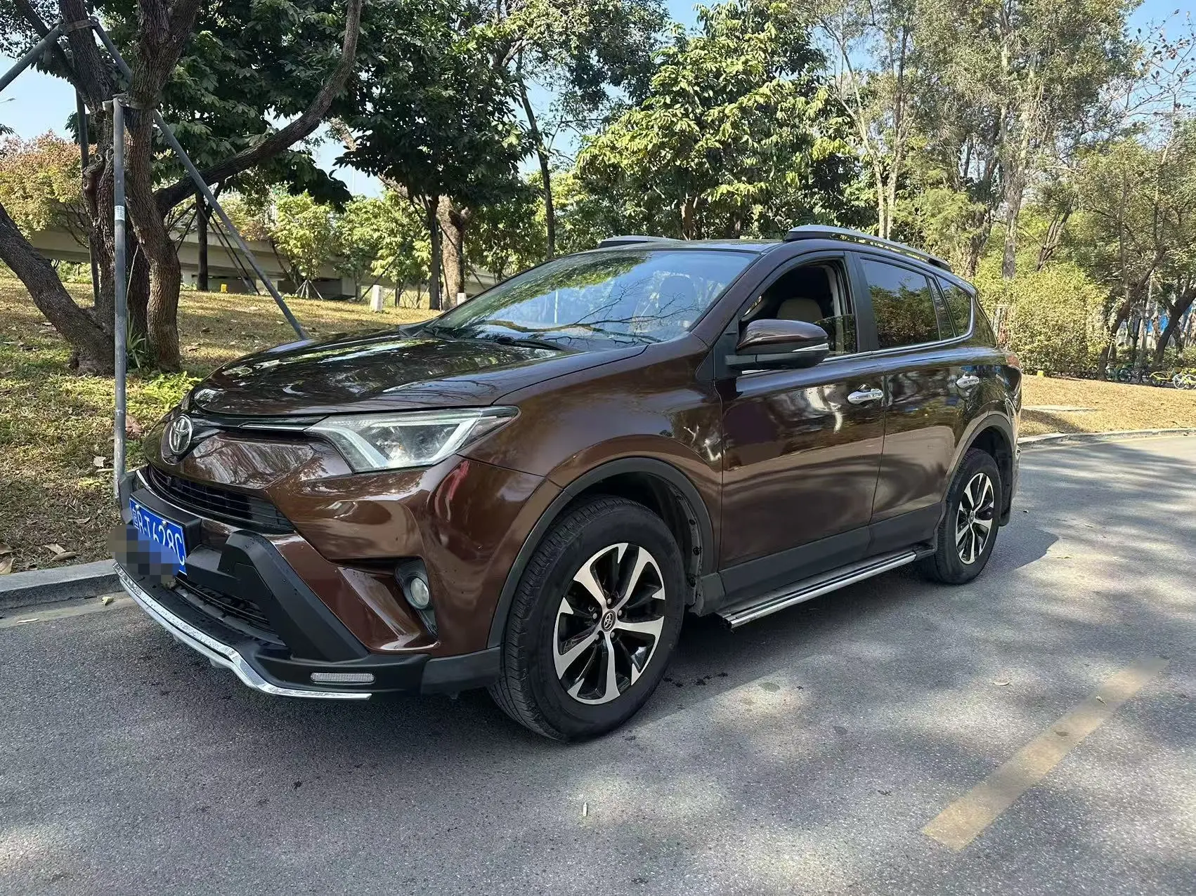 Toyota RAV4  из Китая