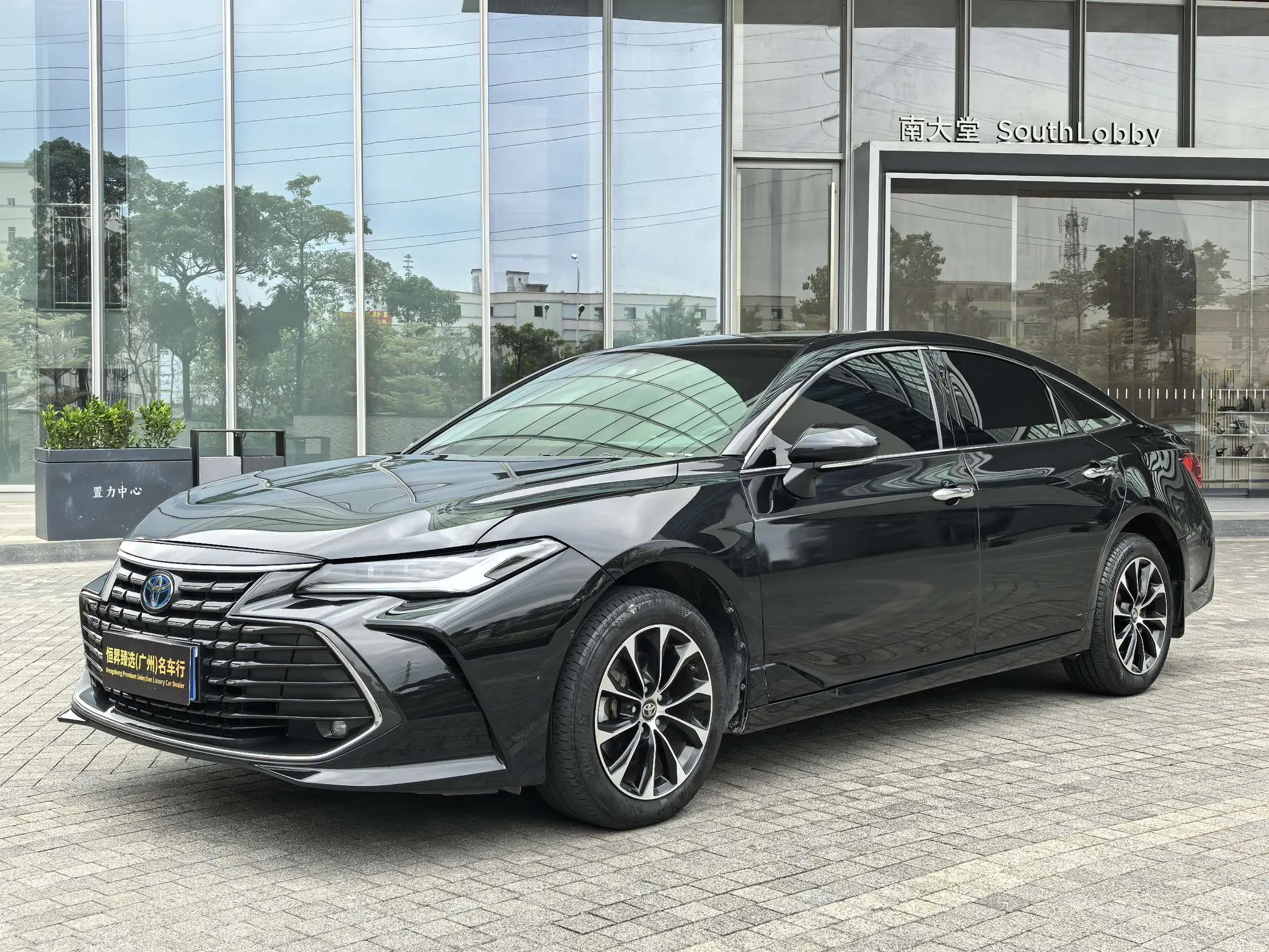Toyota Avalon