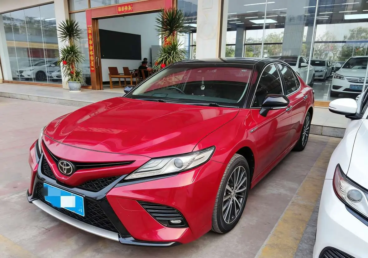 Toyota Camry  из Китая