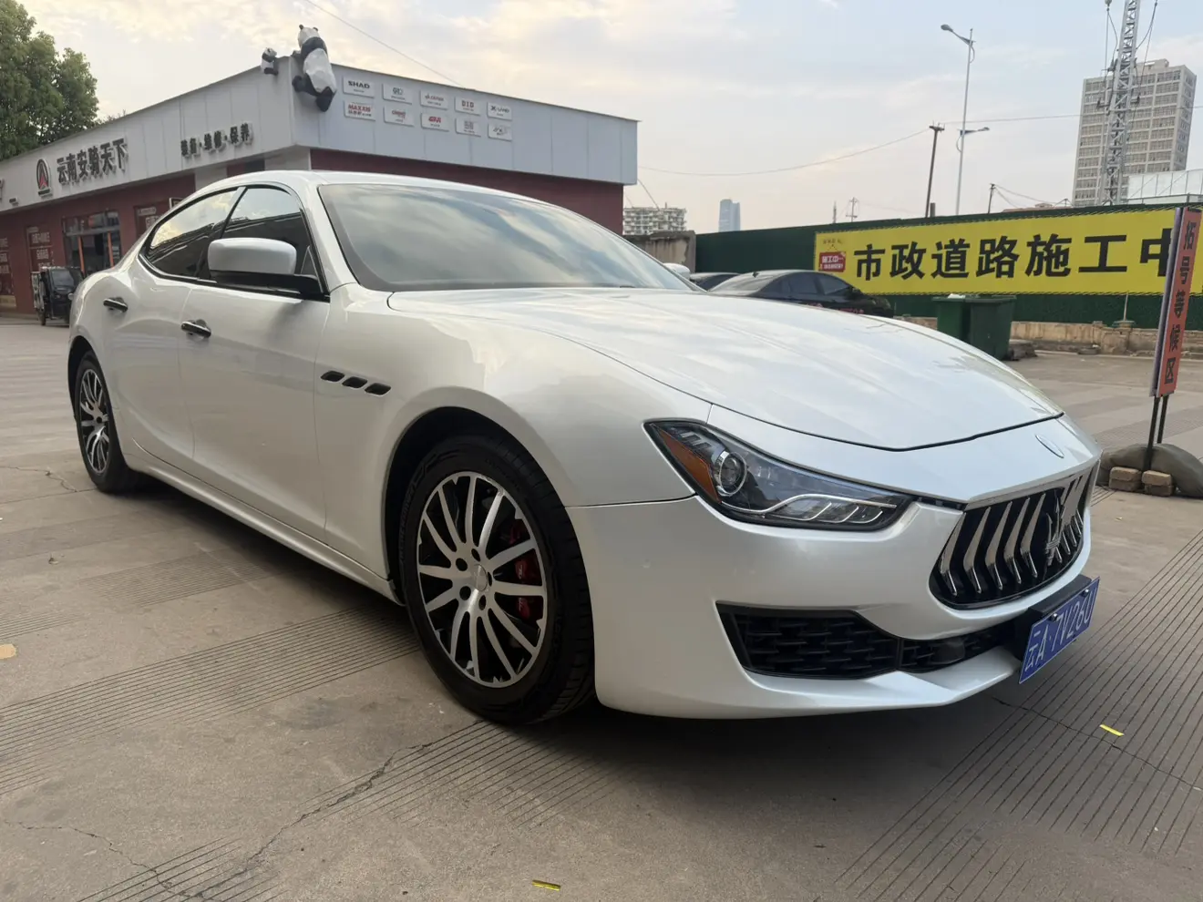 Maserati Ghibli