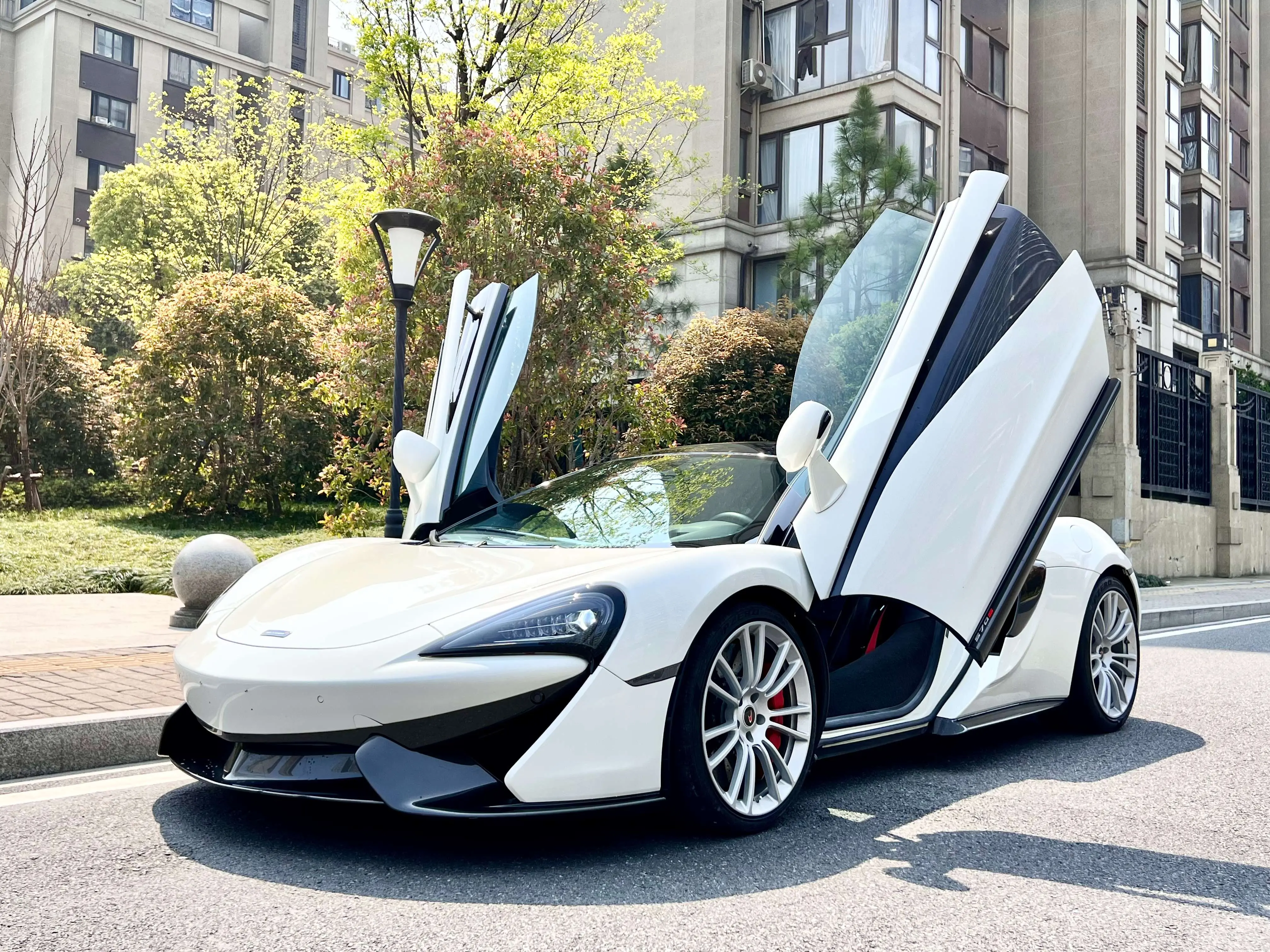 McLaren 570S