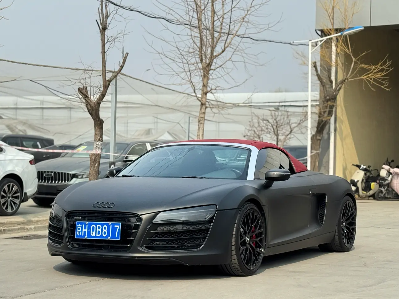 Audi R8
