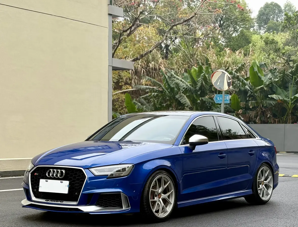 Audi S3  из Китая