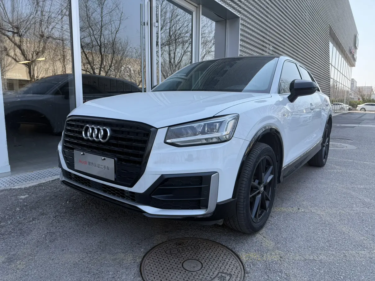 Audi Q2L