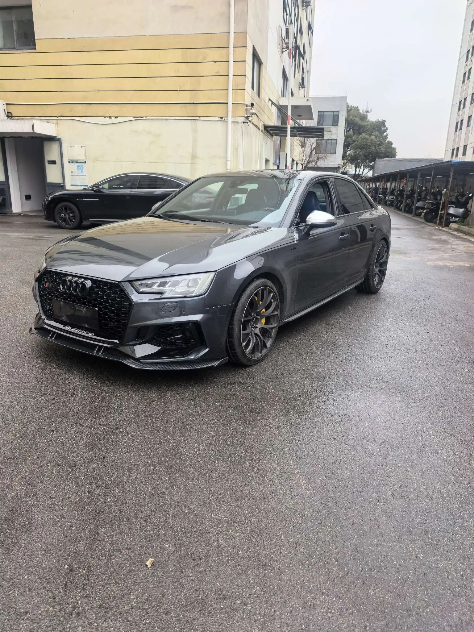 Audi S4