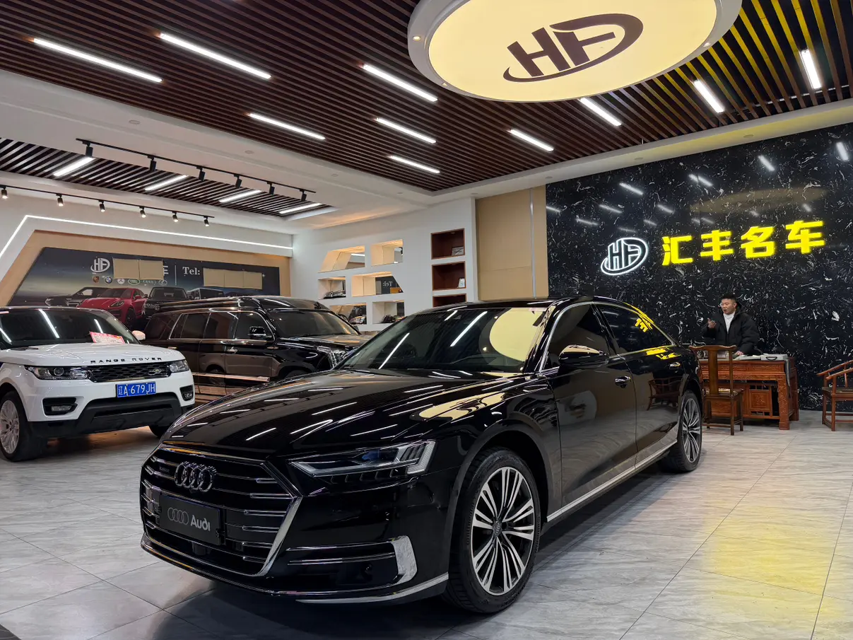 Audi A8