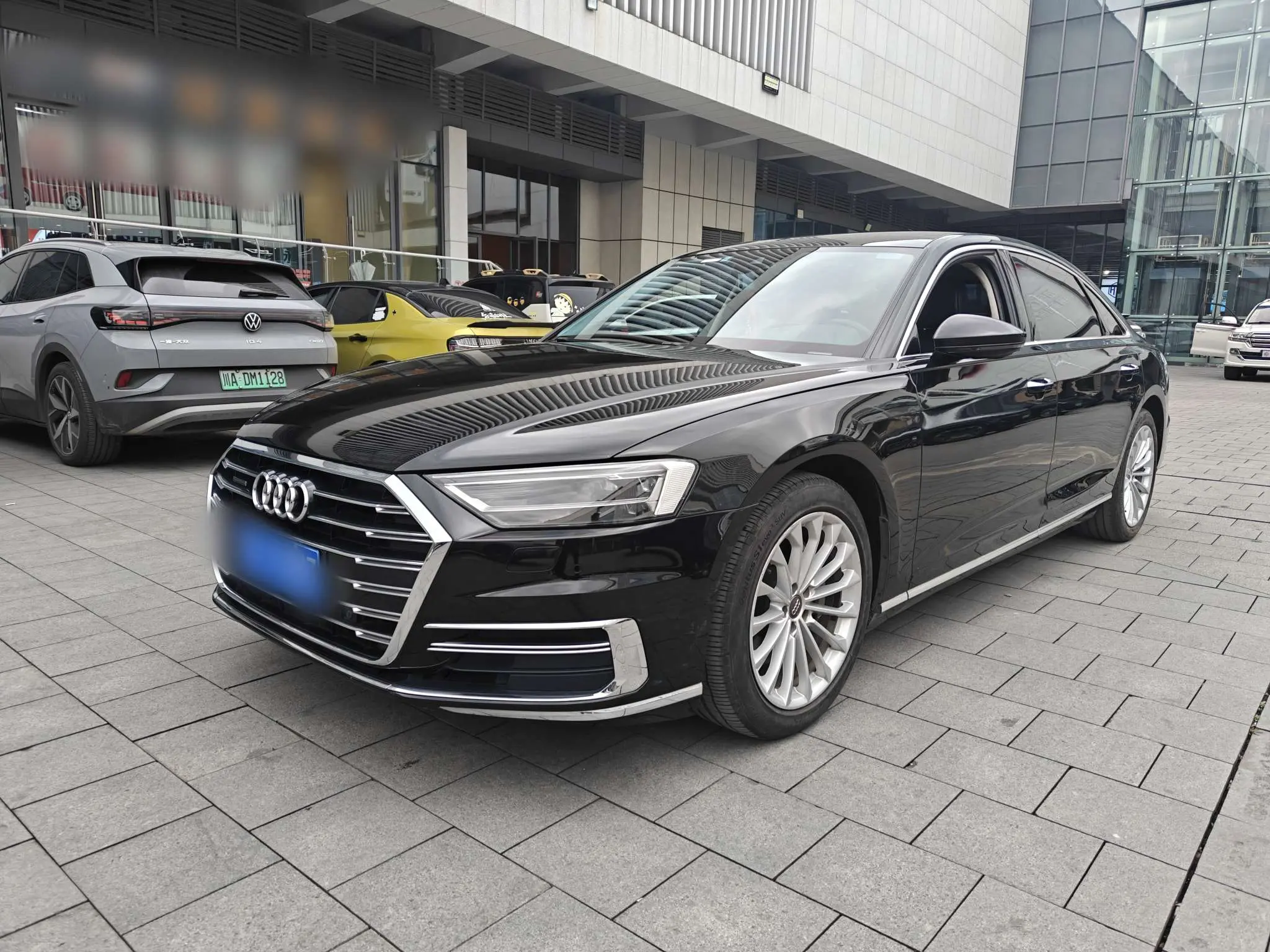 Audi A8