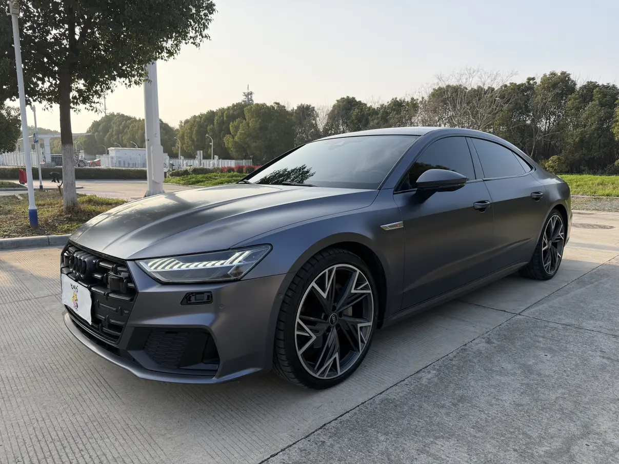 Audi A7L