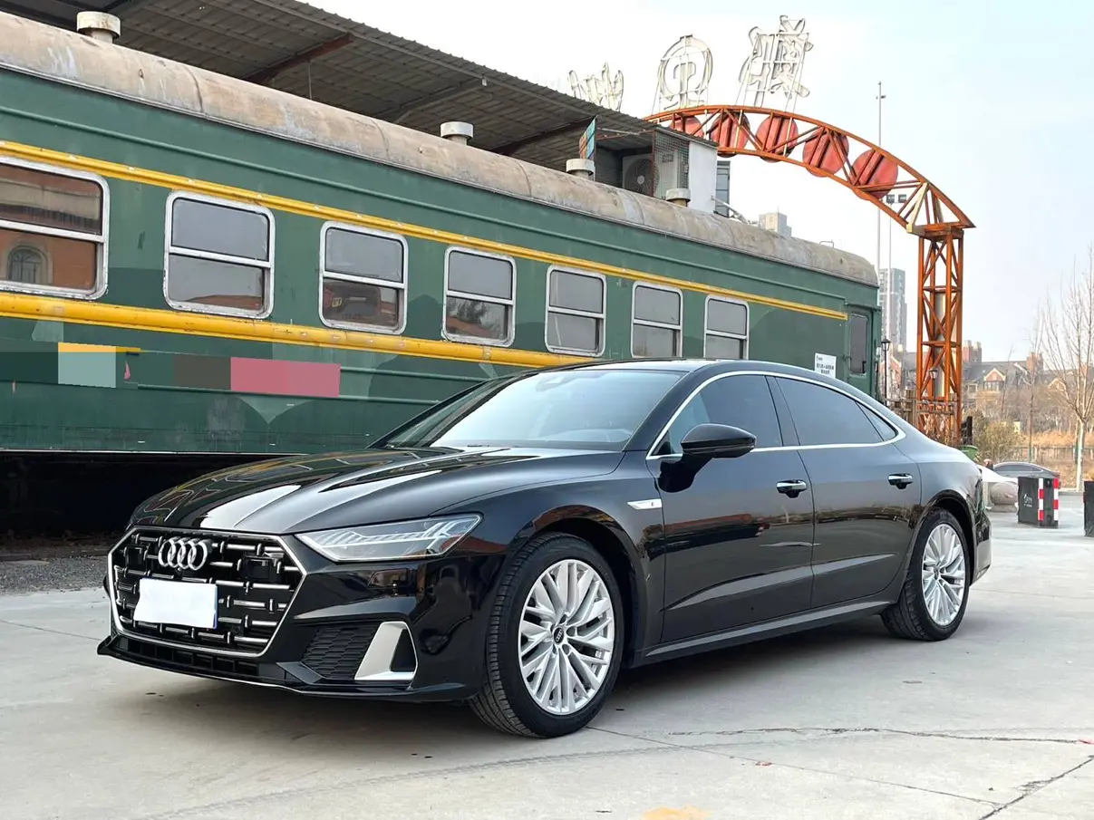 Audi A7L