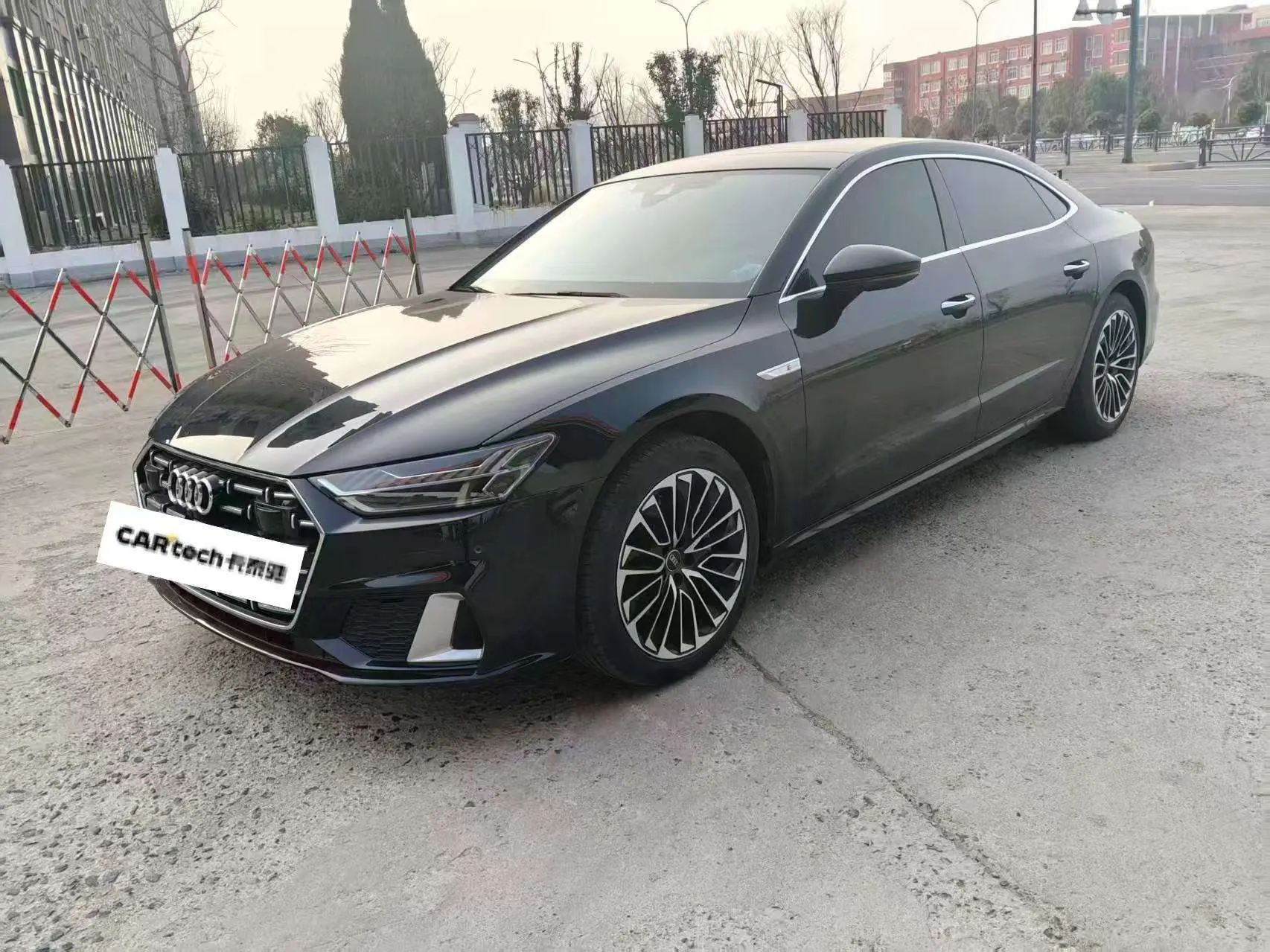 Audi A7L