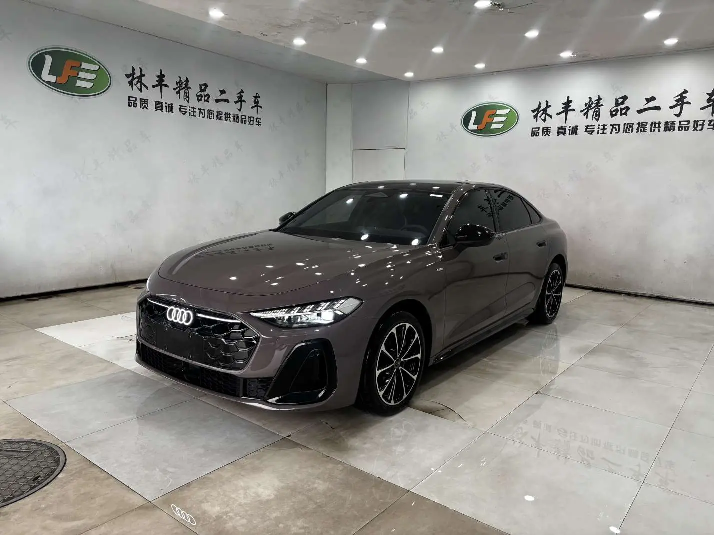 Audi A5L  из Китая